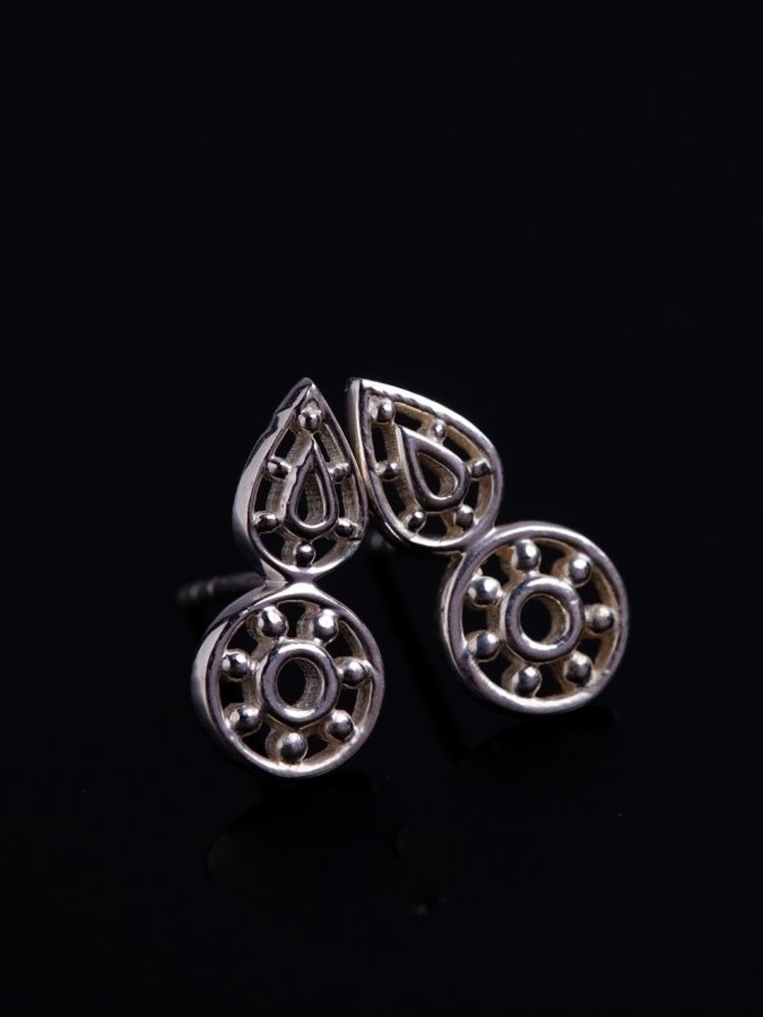 

House of Aadyaa 925 Sterling Silver Oxidised Classic Studs
