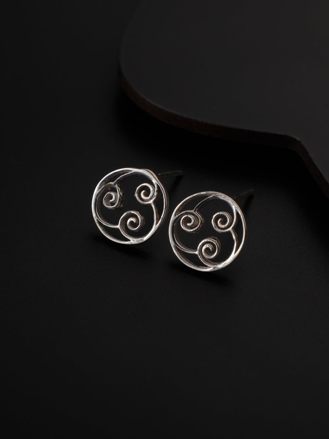 

House of Aadyaa 925 Sterling Silver Circular Shaped Oxidised Panchtatva 5 Elements Studs