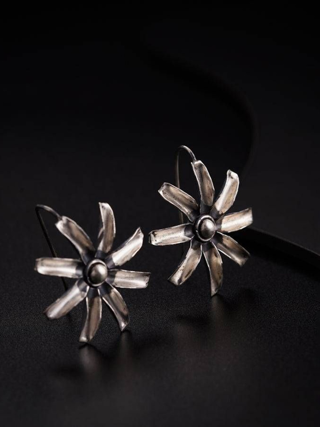 

House of Aadyaa 925 Sterling Silver Floral Studs Earrings