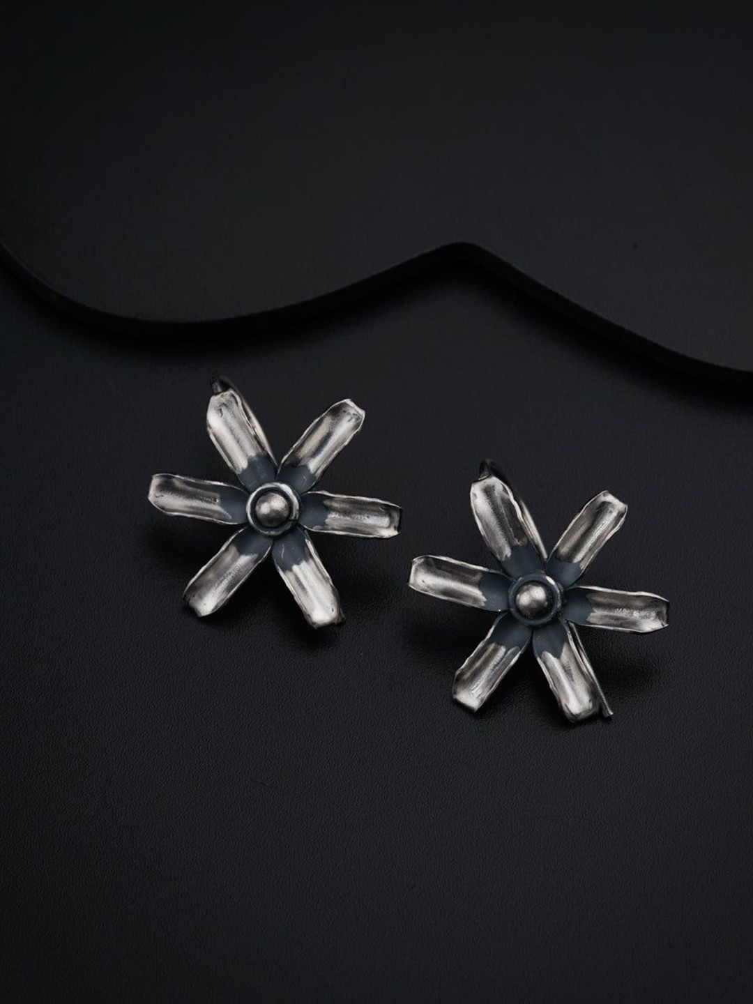 

House of Aadyaa 925 Sterling Silver Floral Studs Earrings