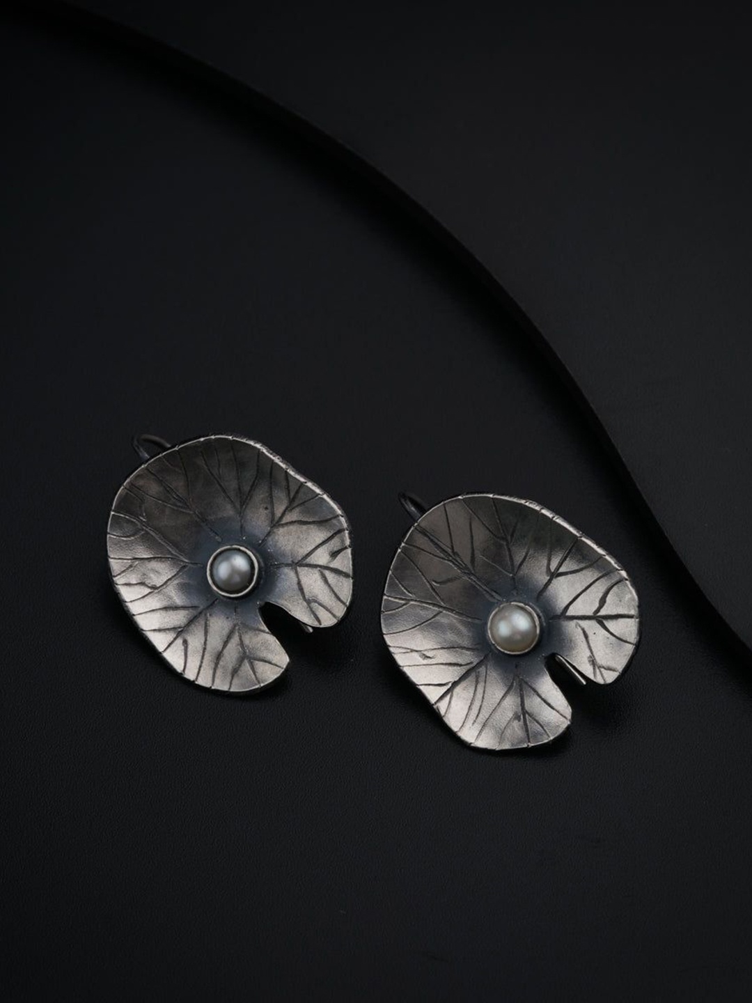 

House of Aadyaa 925 Sterling Silver Oxidised Classic Studs Earrings