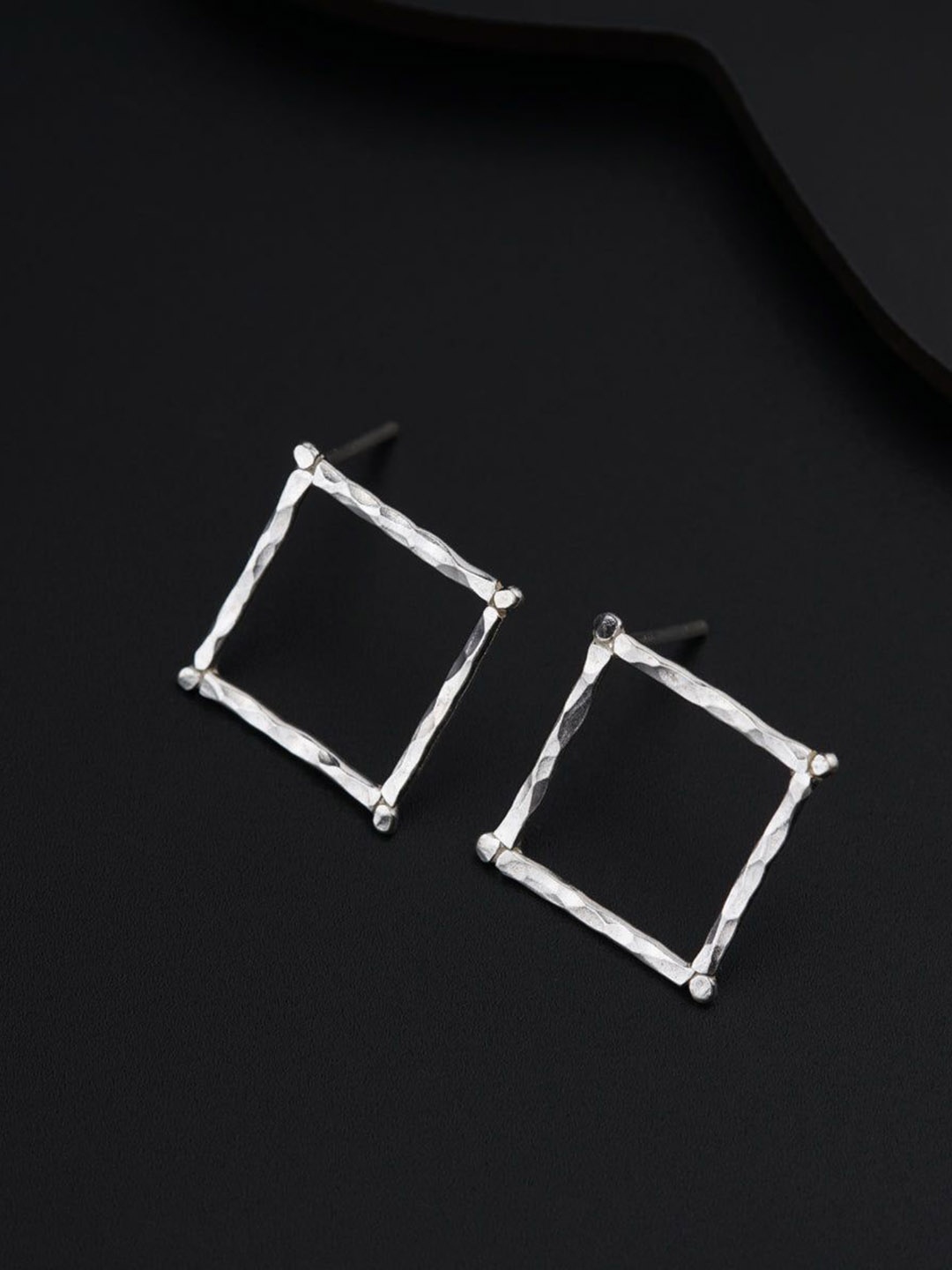 

House of Aadyaa 925 Sterling Silver Diamond Shaped Kite Oxidised Studs