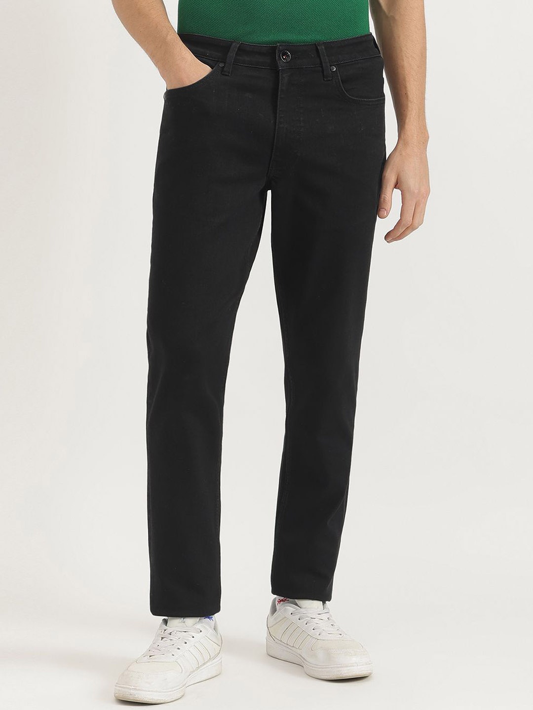 

United Colors of Benetton Men Slim Fit Mid-Rise Jeans, Black
