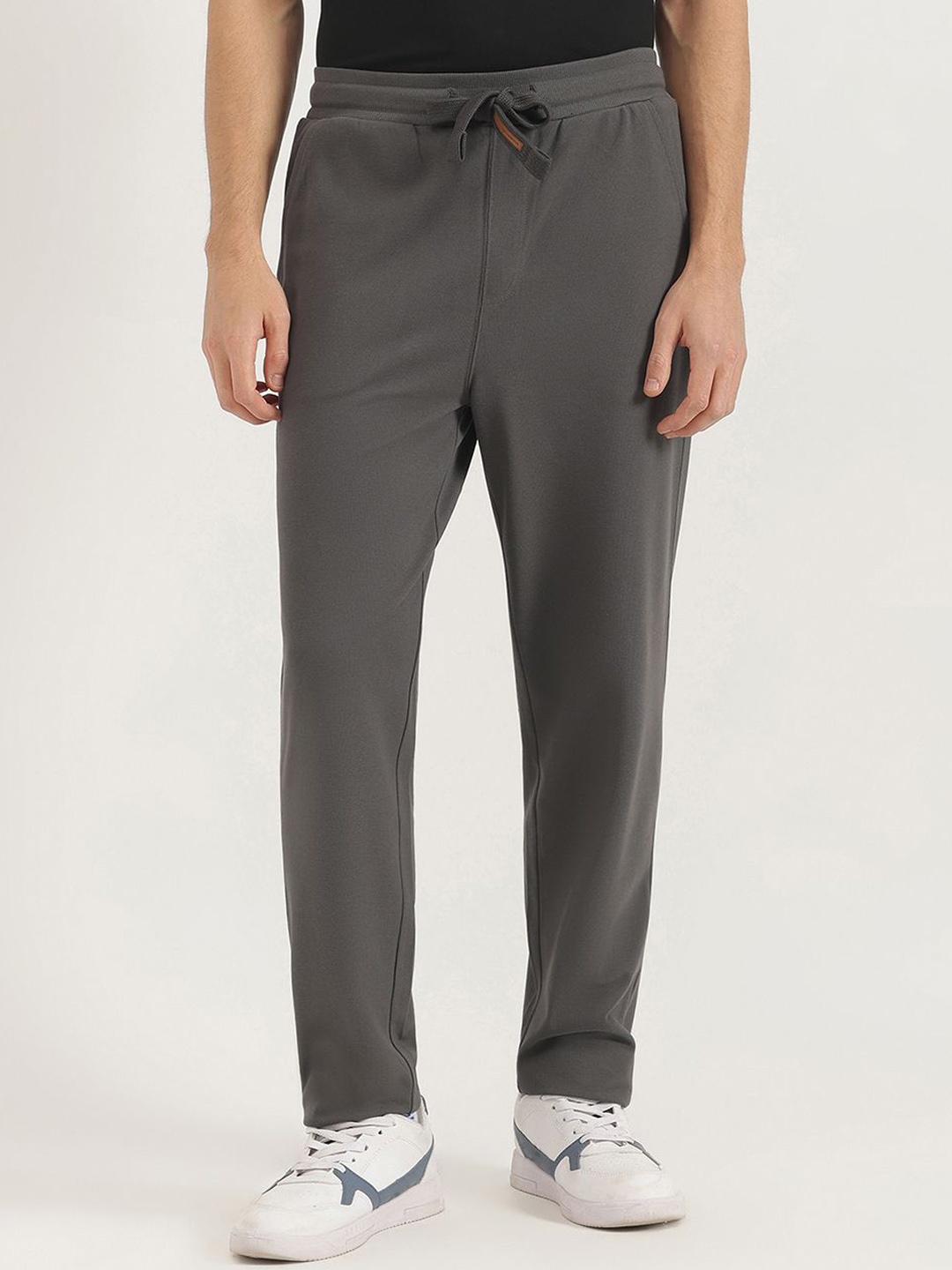 

United Colors of Benetton Men Trousers, Grey