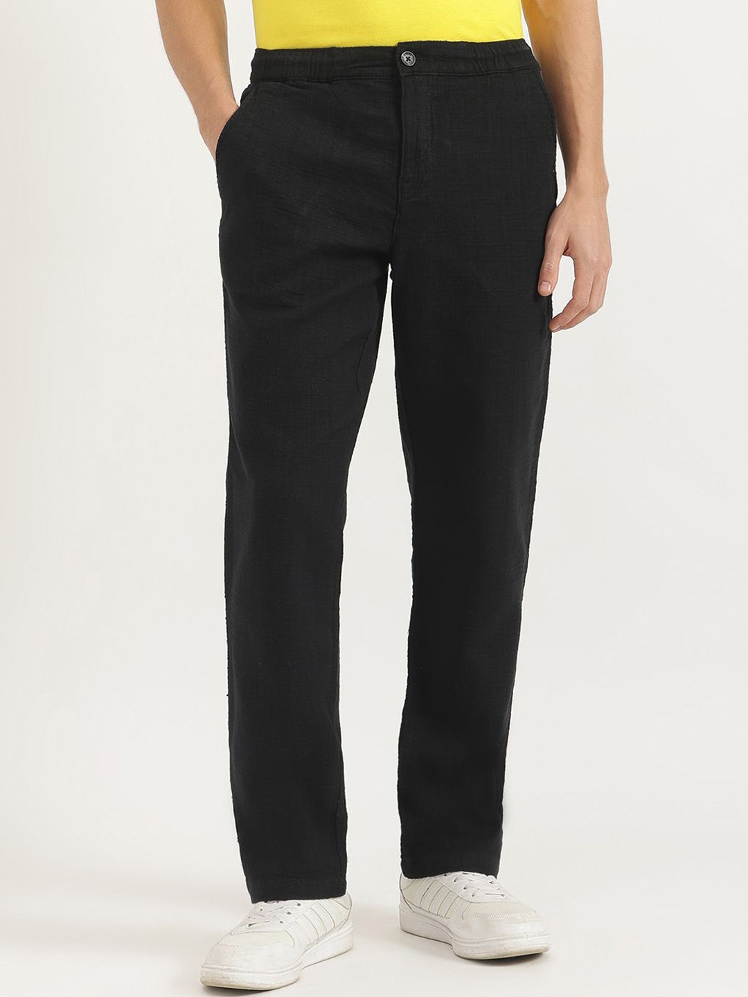 

United Colors of Benetton Men Cotton Straight Fit Trousers, Black