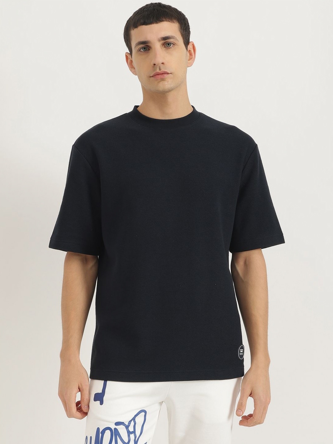 

United Colors of Benetton Men Self Design Round Neck Cotton Oversized T-shirt, Black