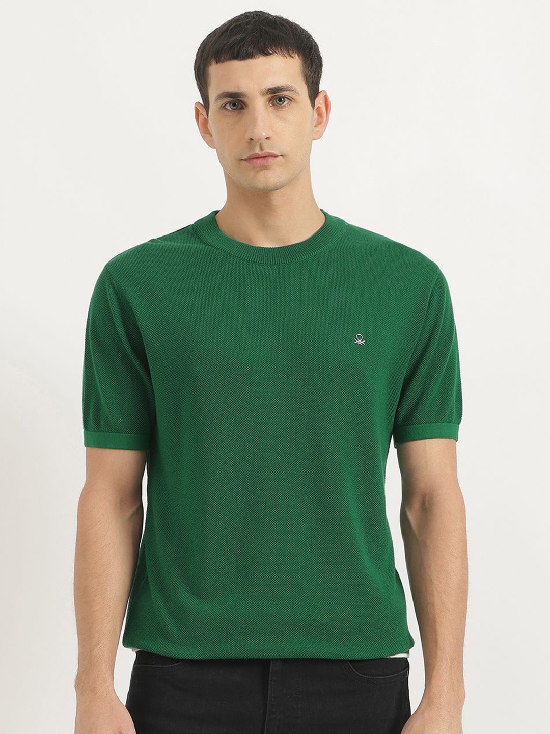 

United Colors of Benetton Men Solid Round Neck Pure Cotton T-shirt, Green