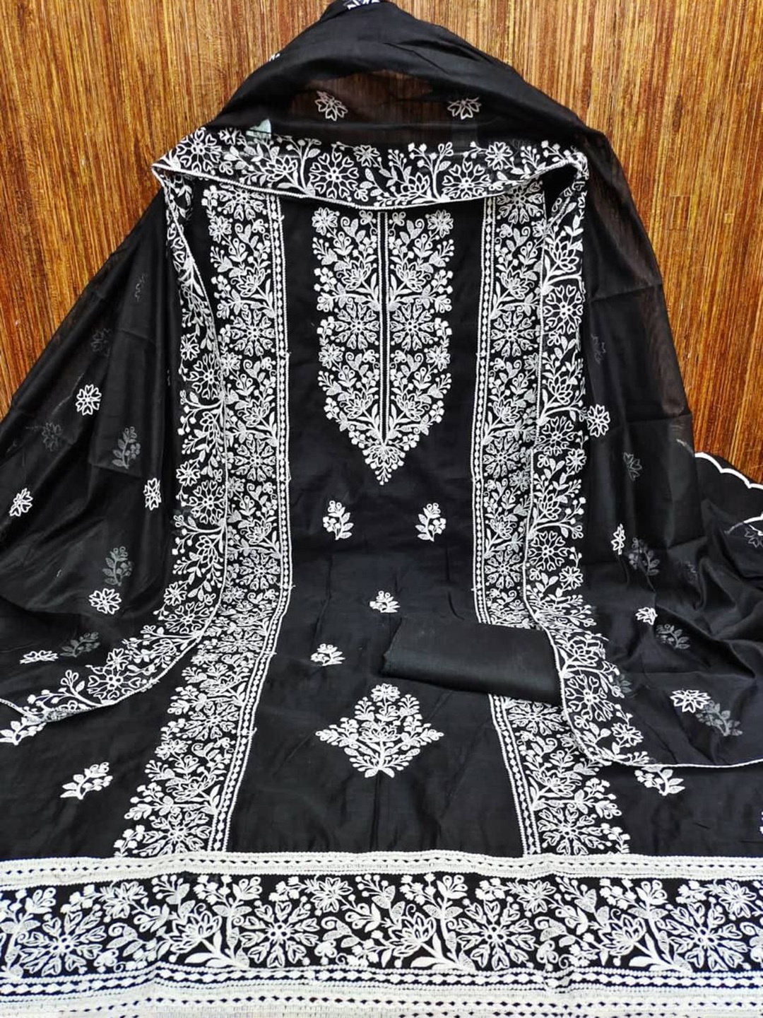 

HMP Fashion Floral Embroidered Chanderi Unstitched Dress Material, Black