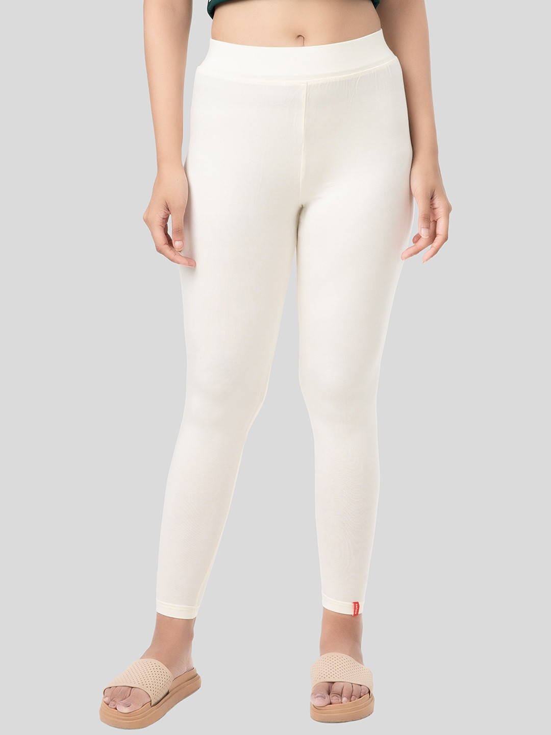 

Digsel Cool Cotton Women Mid-Rise Pure Cotton Ankle-Length Leggings, Cream