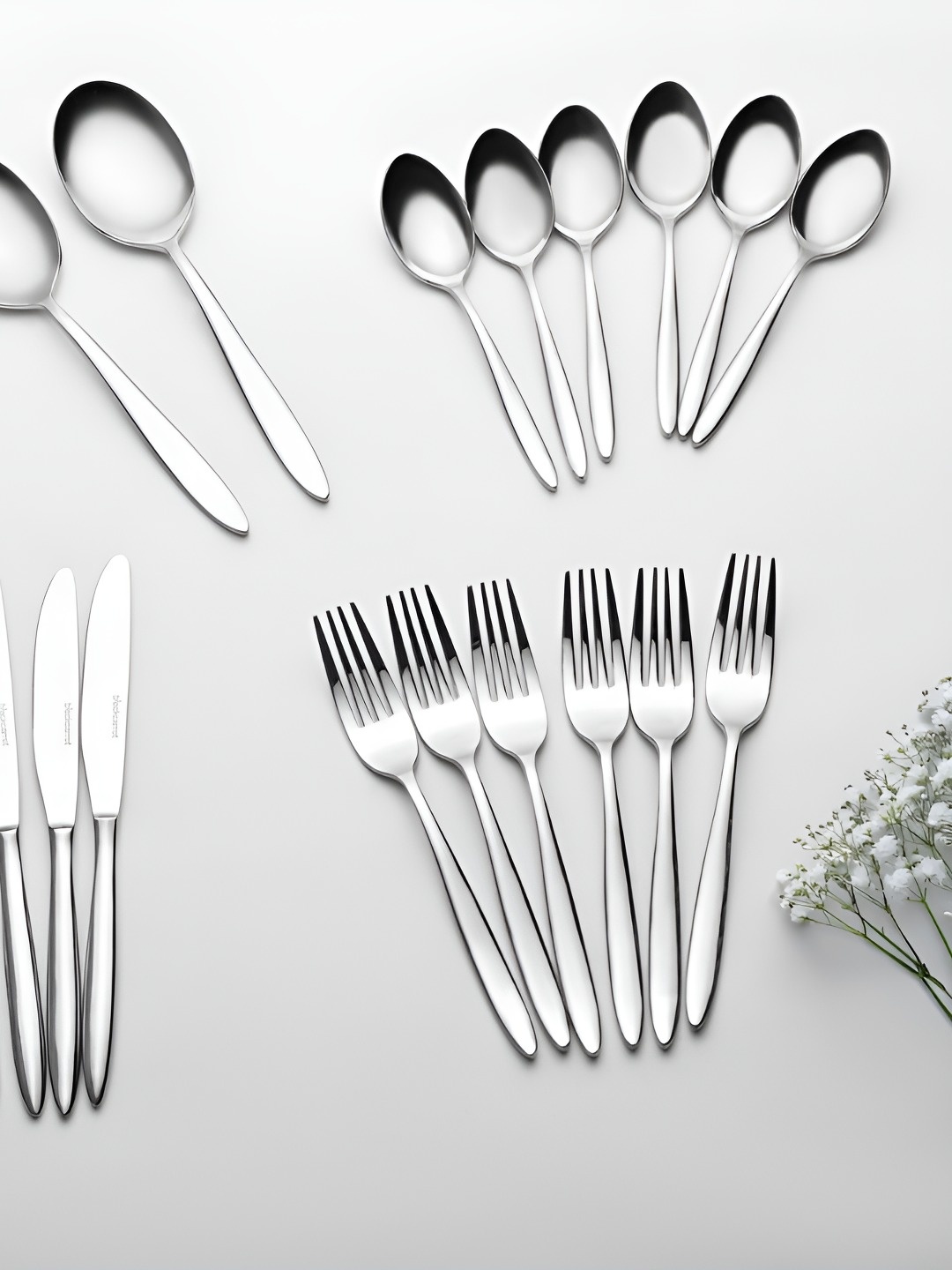 

BlackCarrot Silver-Toned 20 Pieces Stainless Steel Cutlery Set