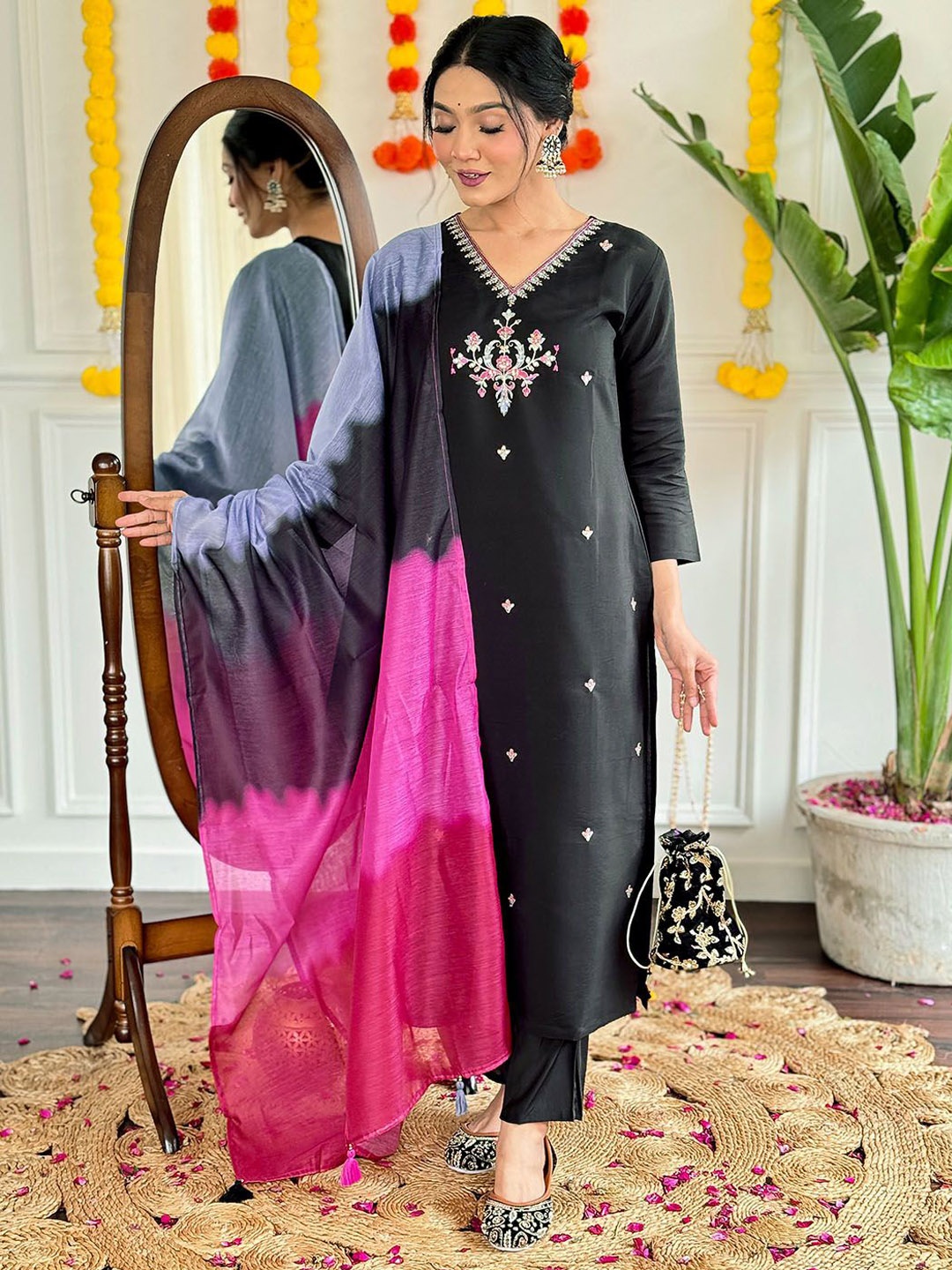 

KALINI Floral Embroidered V-Neck Chanderi Silk Straight Kurta With Trousers Dupatta, Black