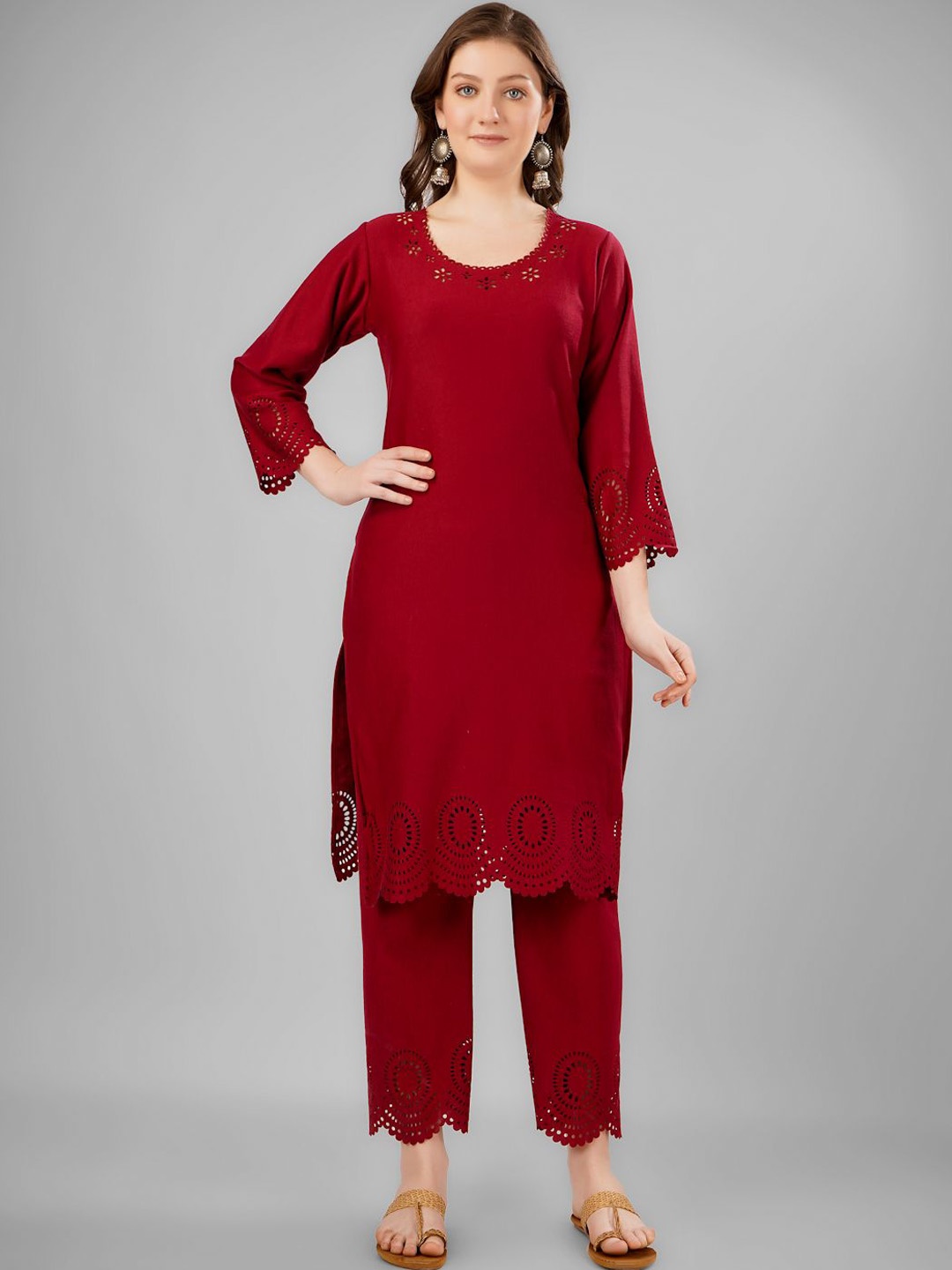 

Zamzamlibas Self Design Pure Wool Straight Kurta With Trouser, Maroon
