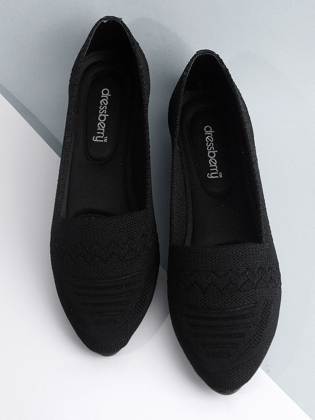 

DressBerry Women Woven Design Knitted Ballerinas, Black