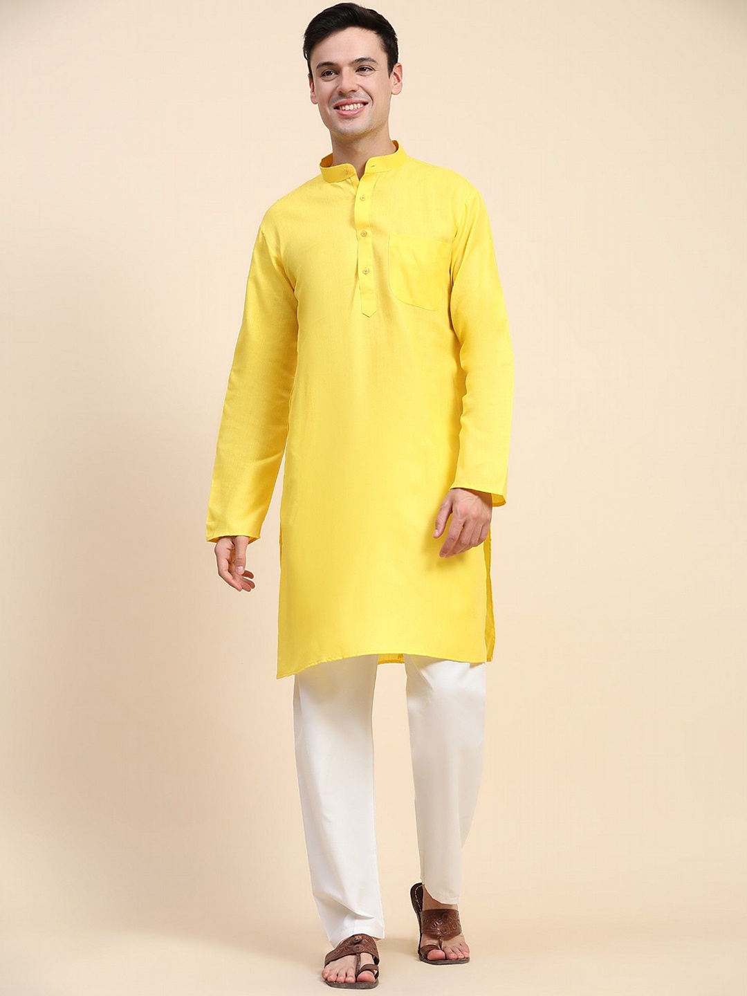 

Moda Rapido Band Collar Pure Cotton Kurta With Pyjamas, Yellow