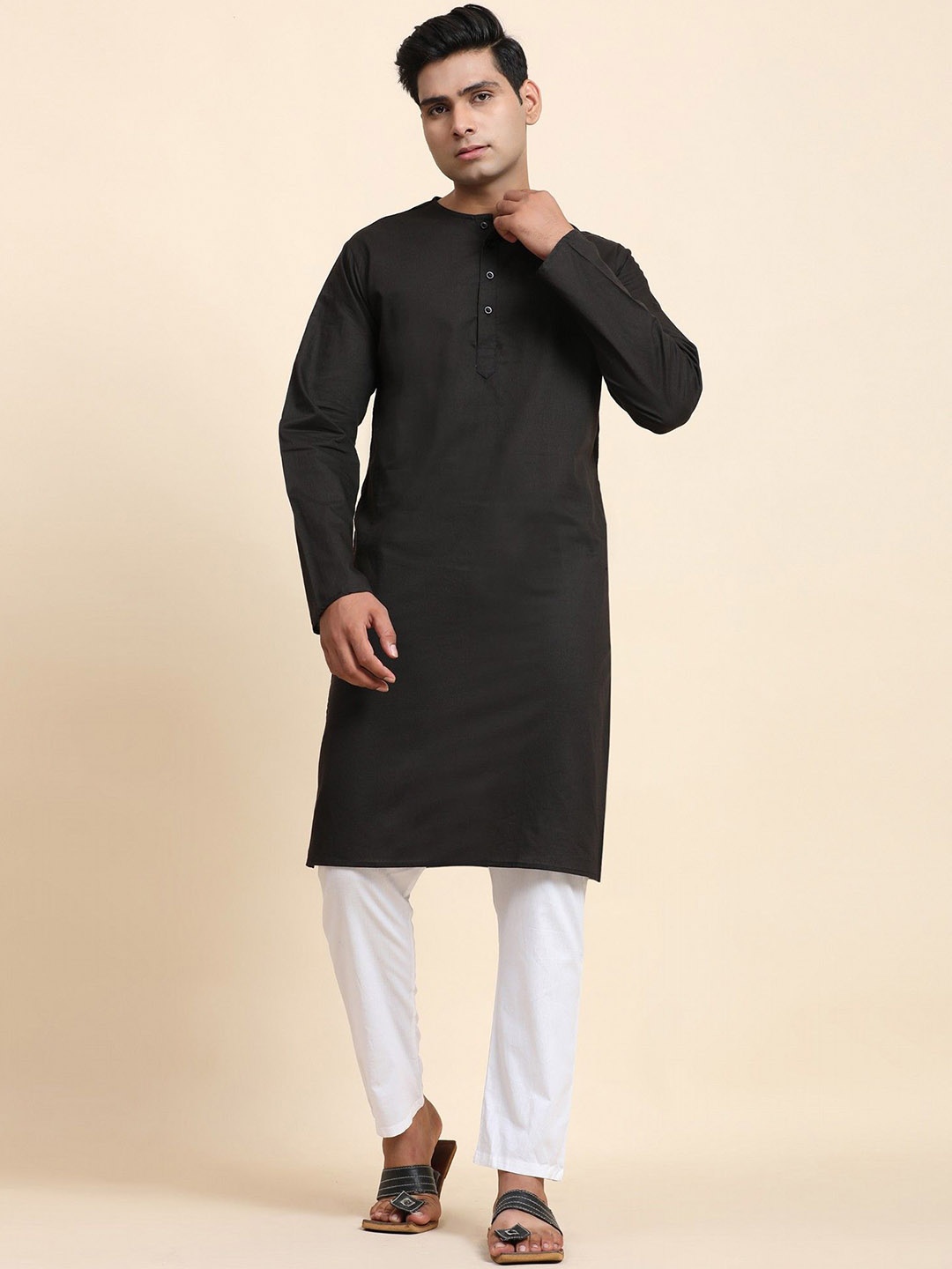 

Moda Rapido Round Neck Pure Cotton Kurta With Pyjamas, Black