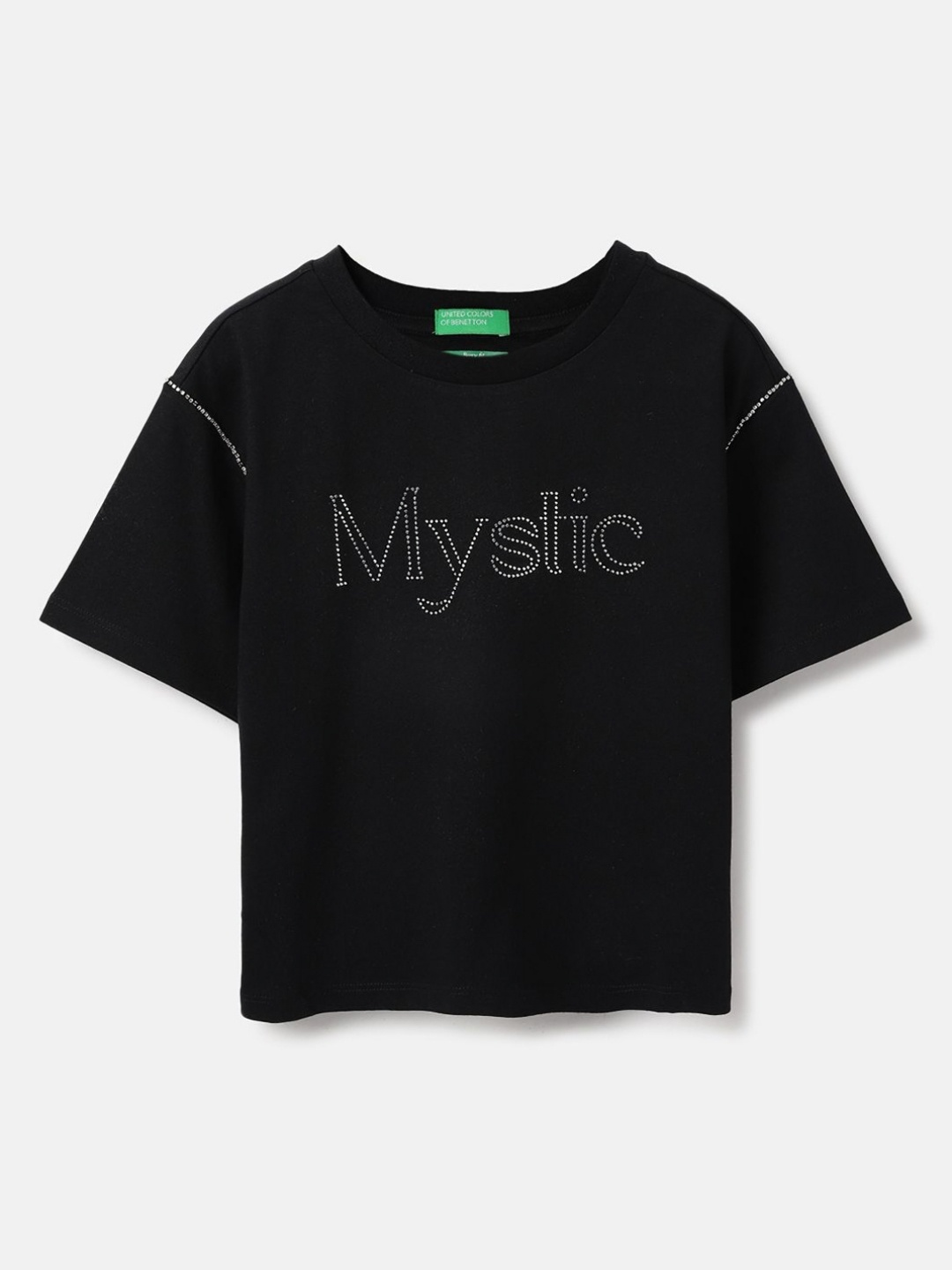 

United Colors of Benetton Girls Typography Printed Round Neck Cotton Relaxed Fit T-shirt, Black