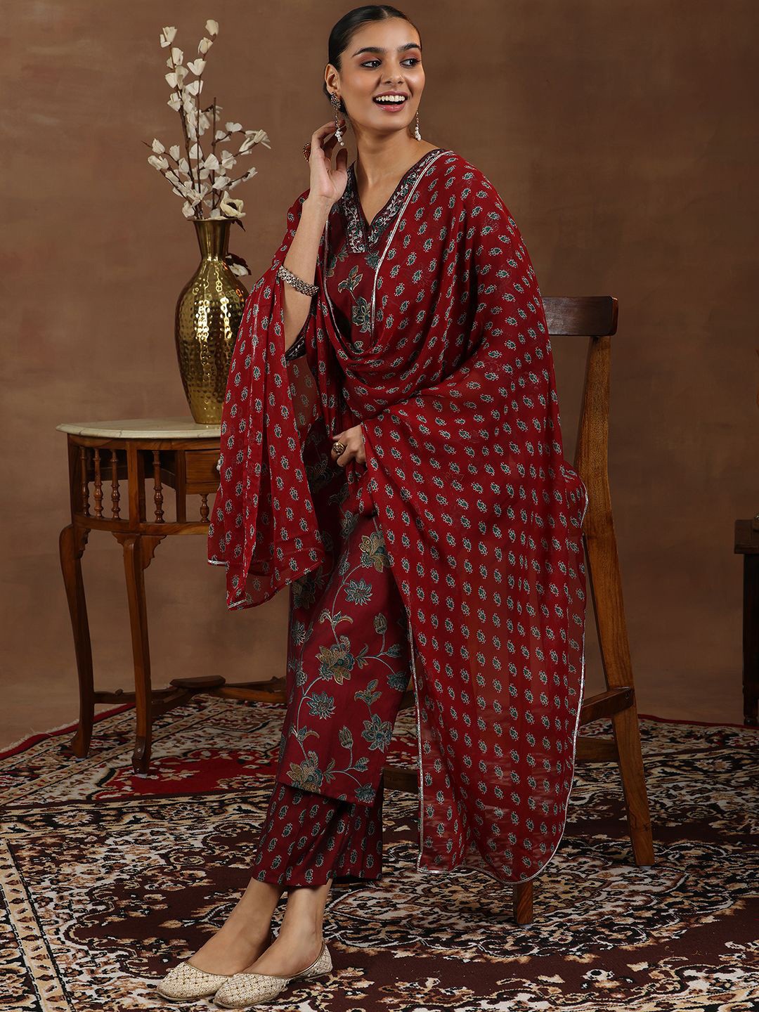 

Libas Floral Printed V-Neck Thread Work Straight Kurta With Trousers And Dupatta, Maroon
