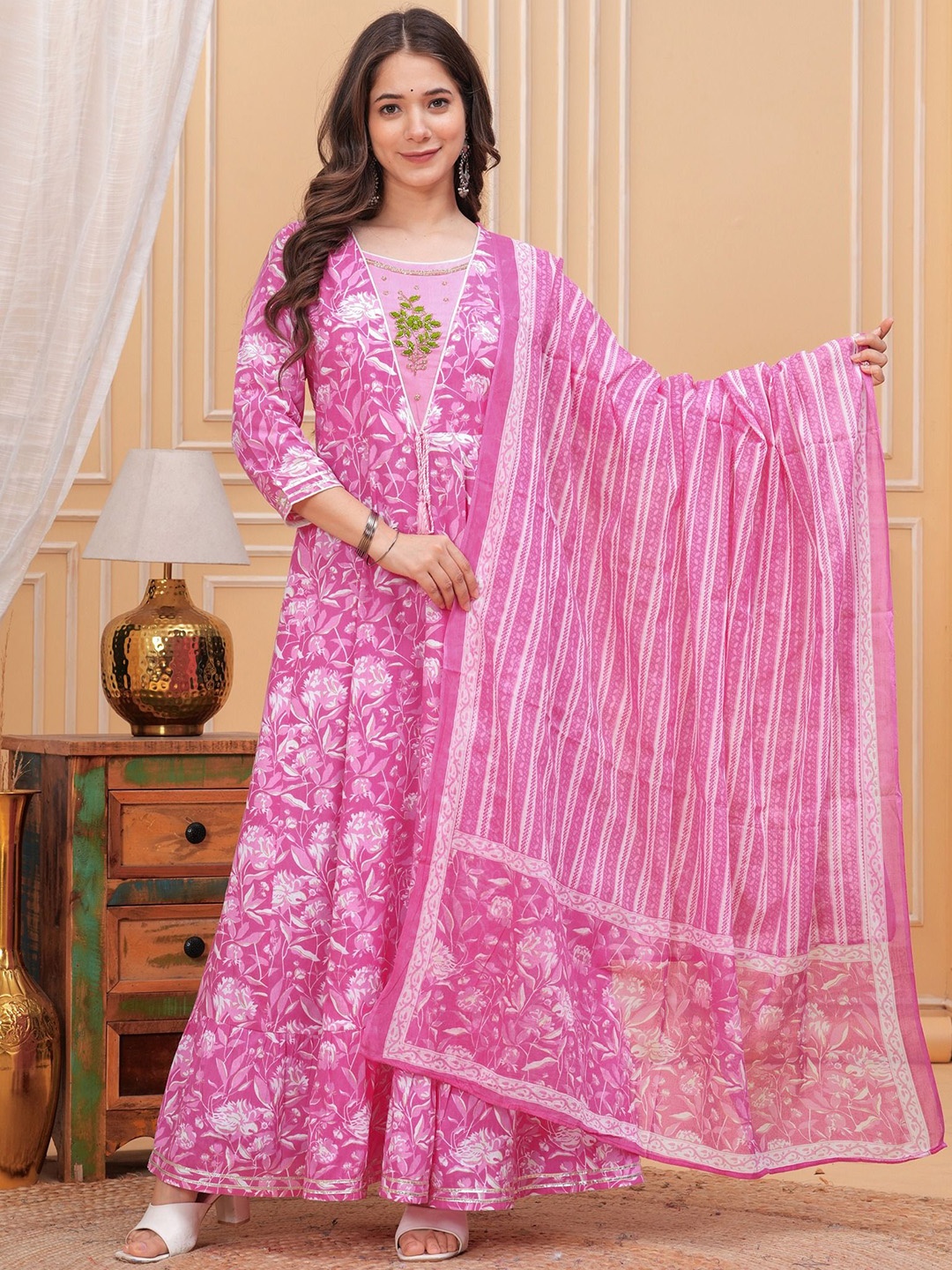 

PARTHVI Floral Printed Panelled V-Neck Pure Cotton A-Line Kurta With Trousers & Dupatta, Pink