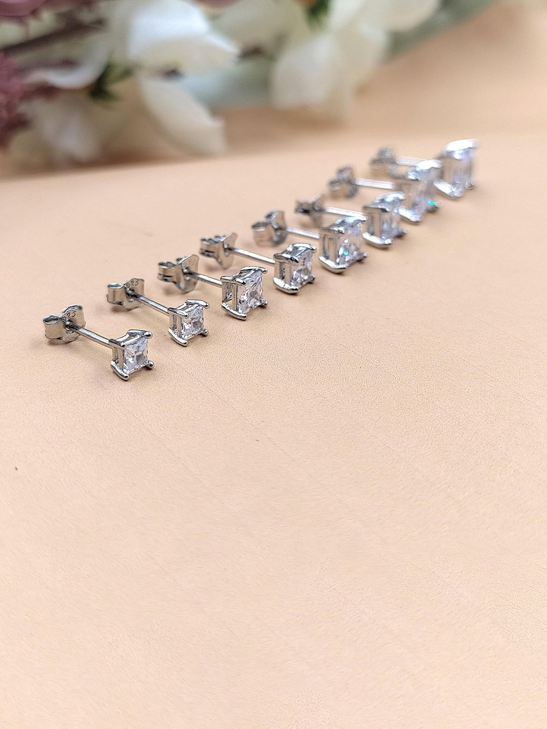 

AMONROO Set Of 4 925 Sterling Silver Rhodium-Plated Cubic Zirconia Studded Square Studs