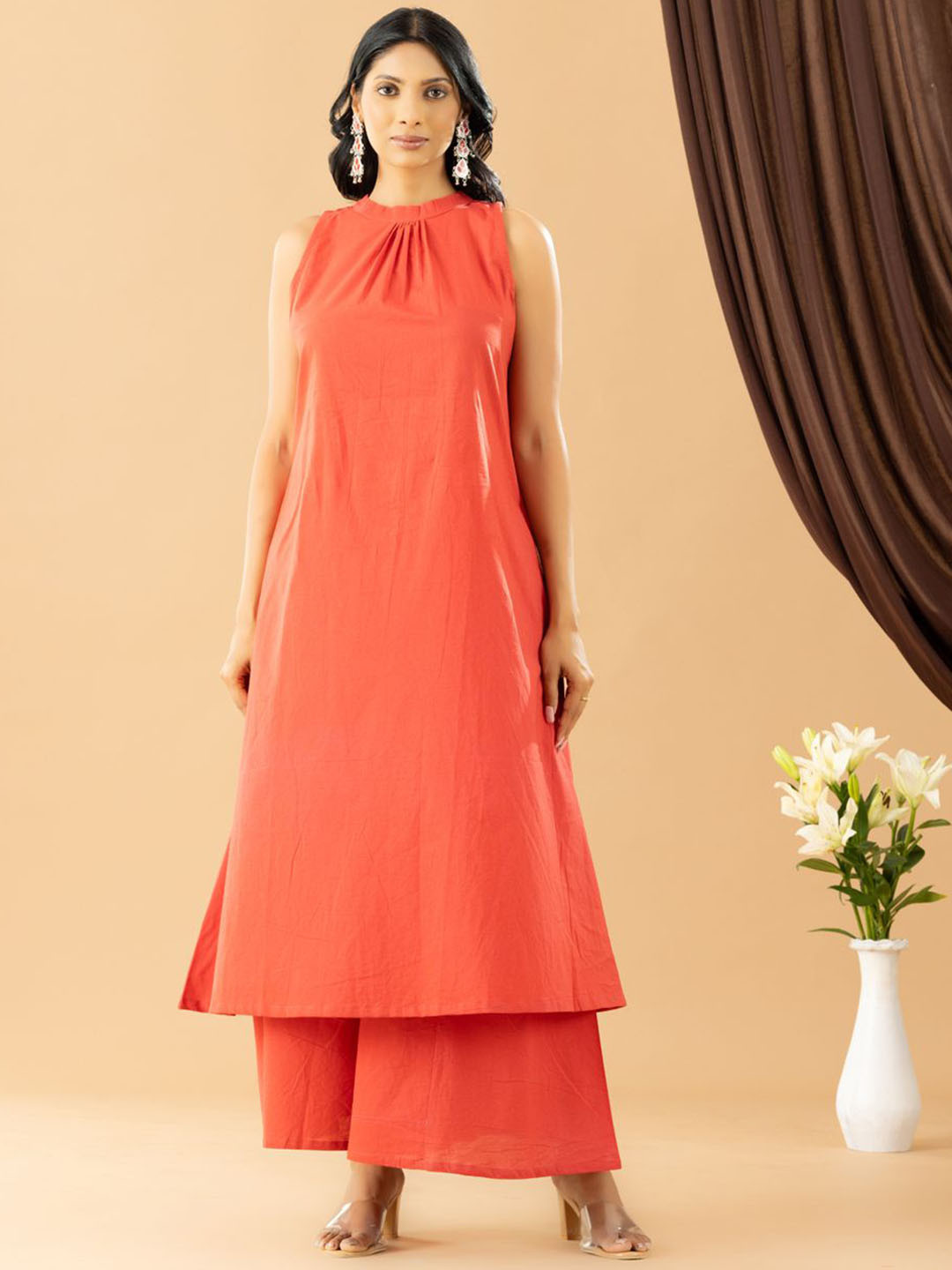 

HANDIKART Round Neck Flared Kurta With Palazzo, Red