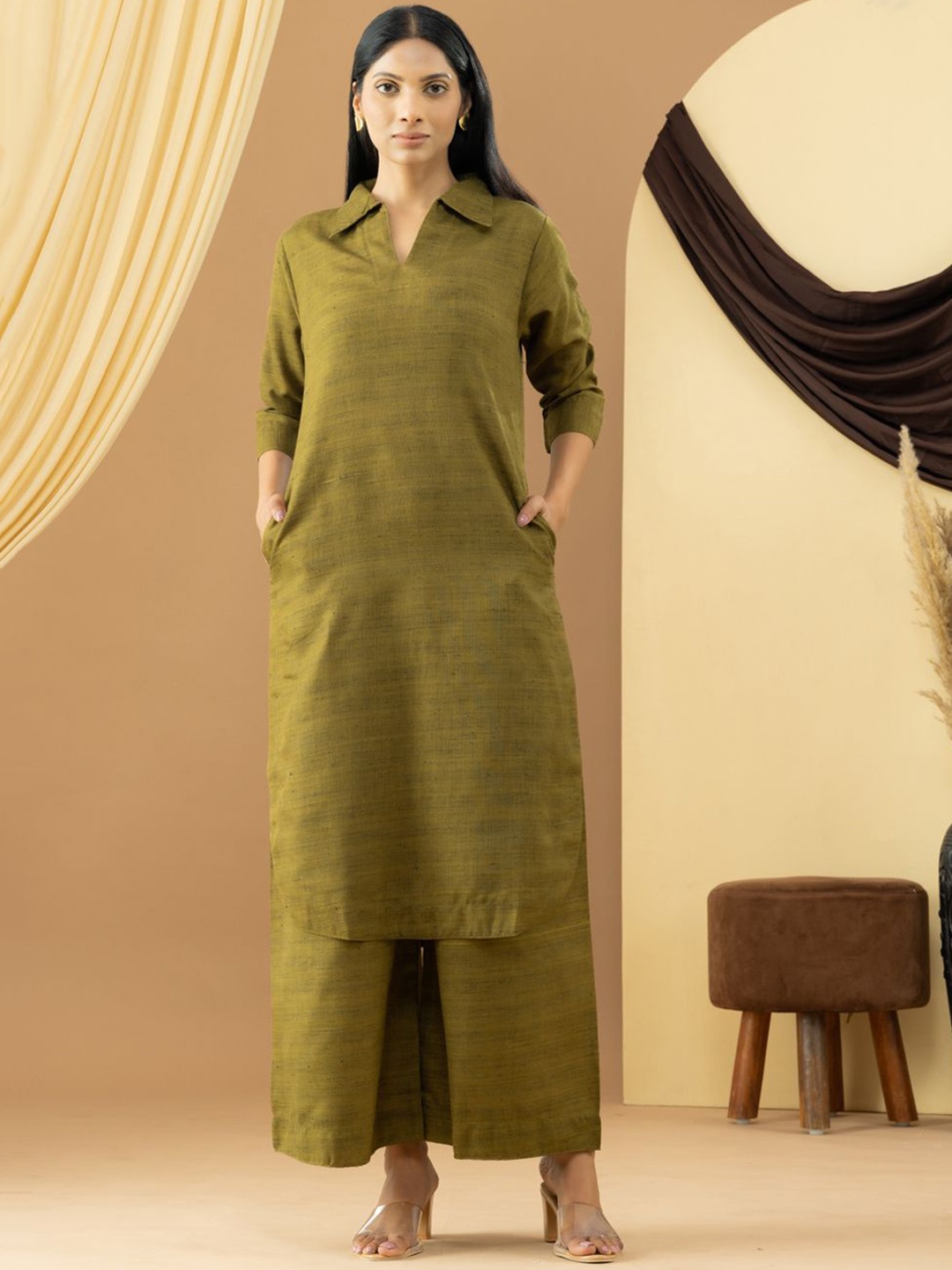

HANDIKART Shirt Collar Straight Kurta With Palazzo, Green