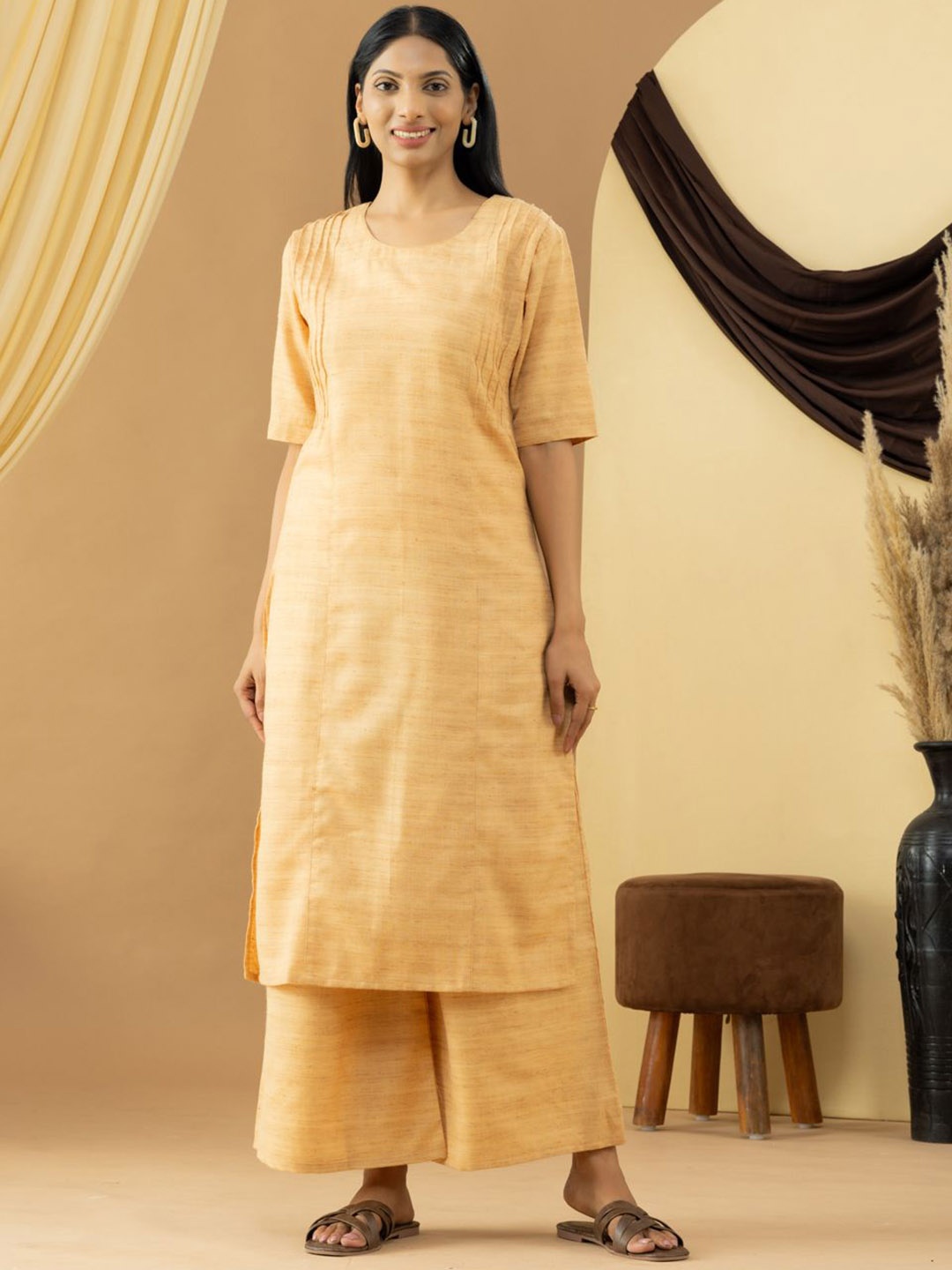 

HANDIKART Pin Tucks Round Neck Straight Kurta With Palazzo, Yellow