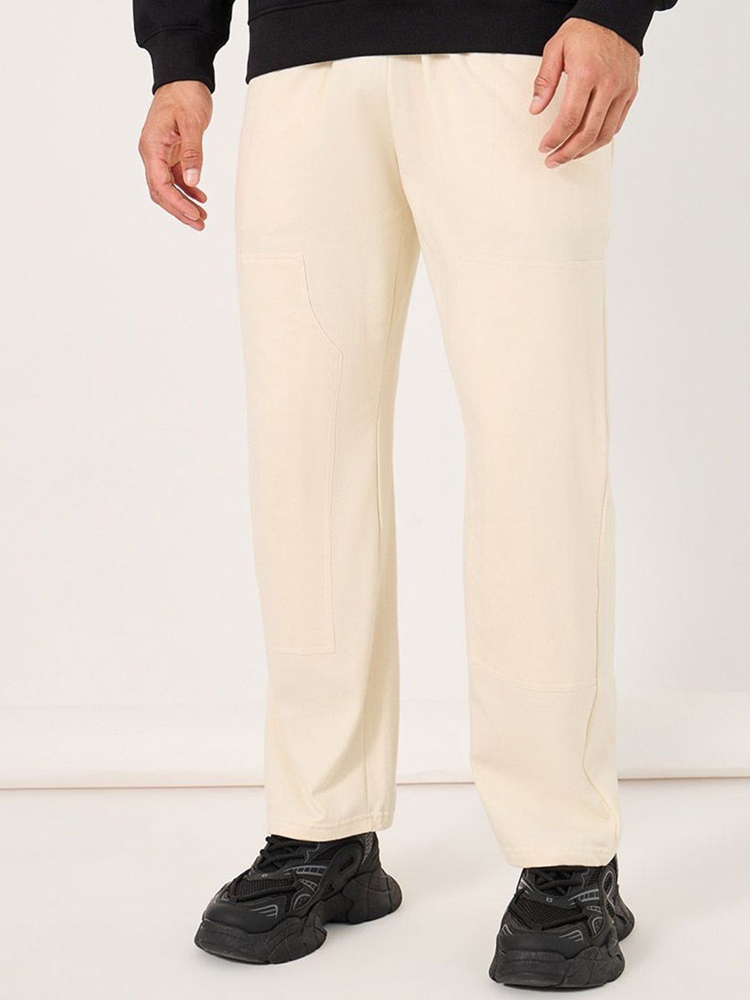 

Styli Men Solid Carpenter Fit Open Hem Jogger, Beige