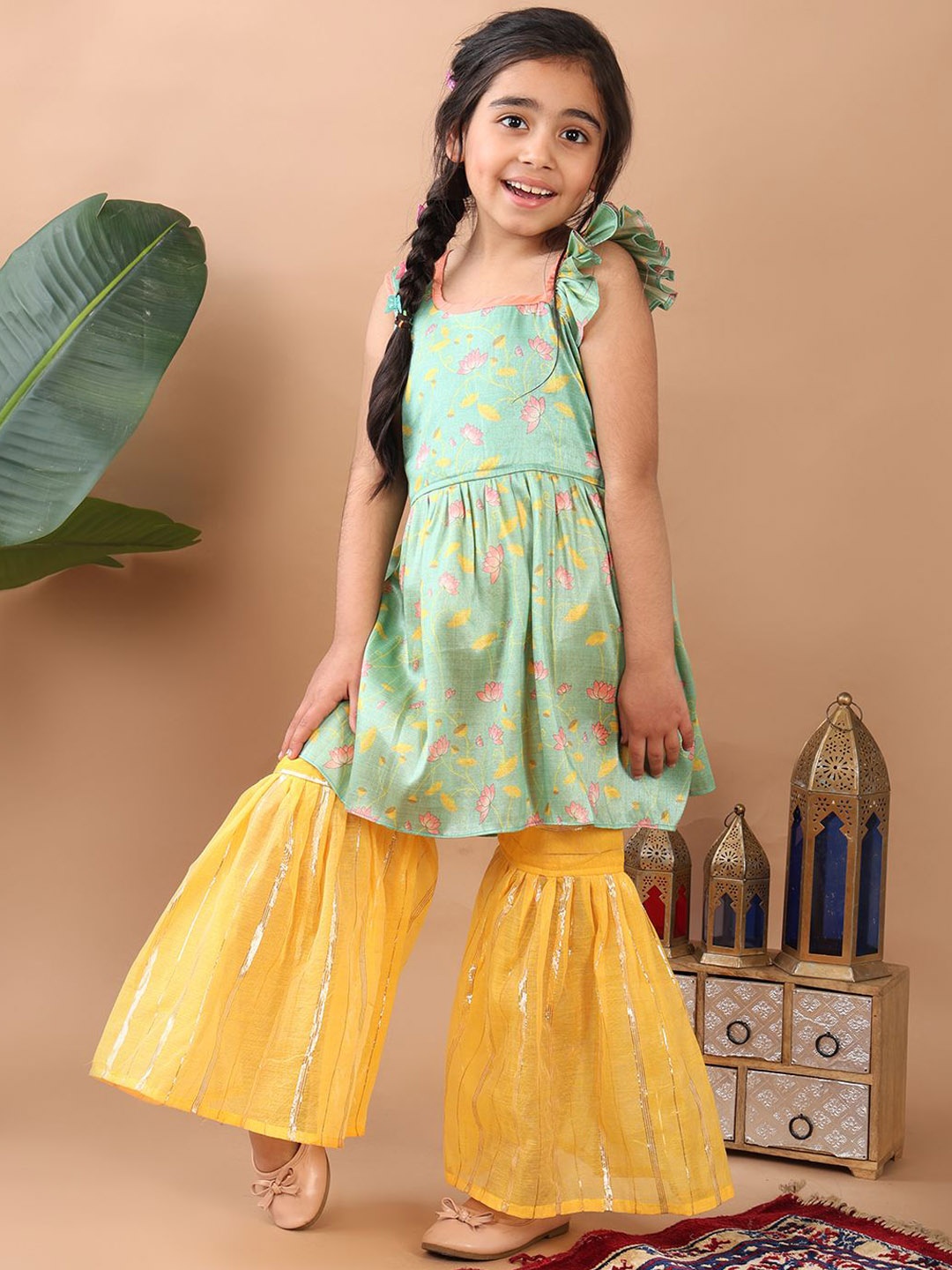 

Here&Now X Kinder Kids Girls Floral Printed A-Line Kurta with Sharara, Green