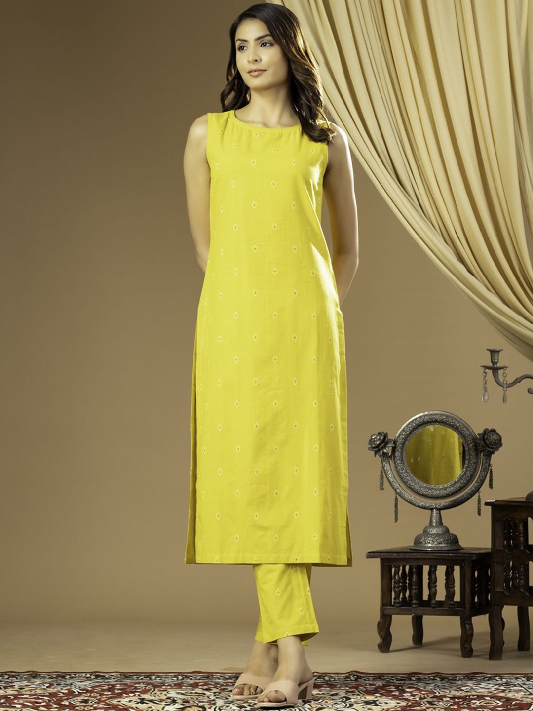 

HANDIKART Floral Printed Pure Cotton Round Neck Straight Kurta With Trouser, Yellow