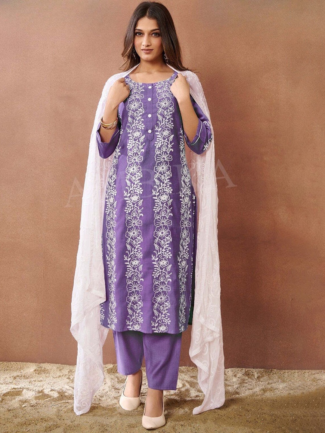 

REET MAHAL Floral Embroidered Round Neck Sequinned Straight Kurta With Trouser And Dupatta, Purple