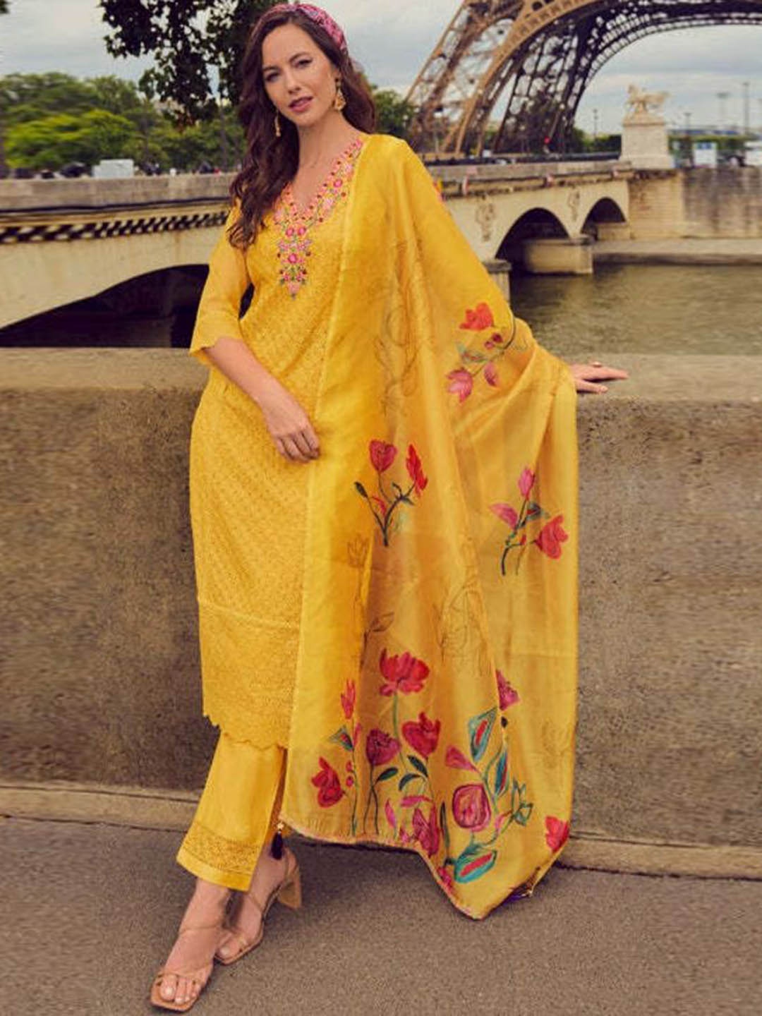 

REET MAHAL Floral Embroidered V-Neck Sequinned Straight Kurta With Trouser And Dupatta, Yellow