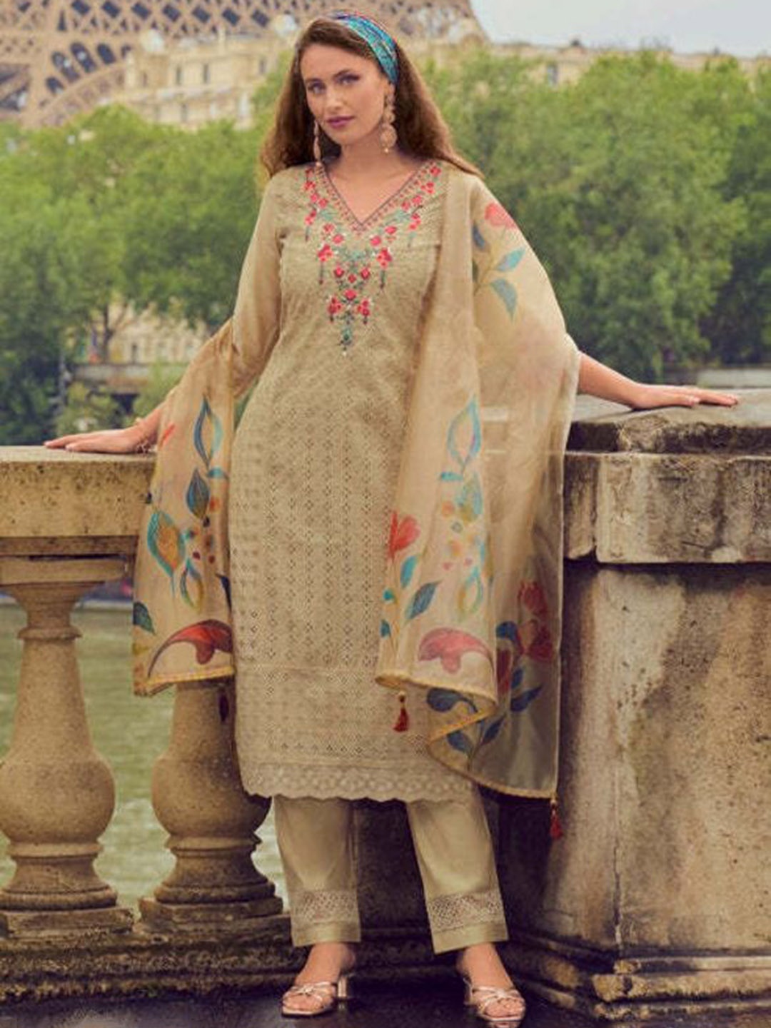 

REET MAHAL Floral Embroidered Round Neck Sequinned Straight Kurta With Trouser And Dupatta, Beige