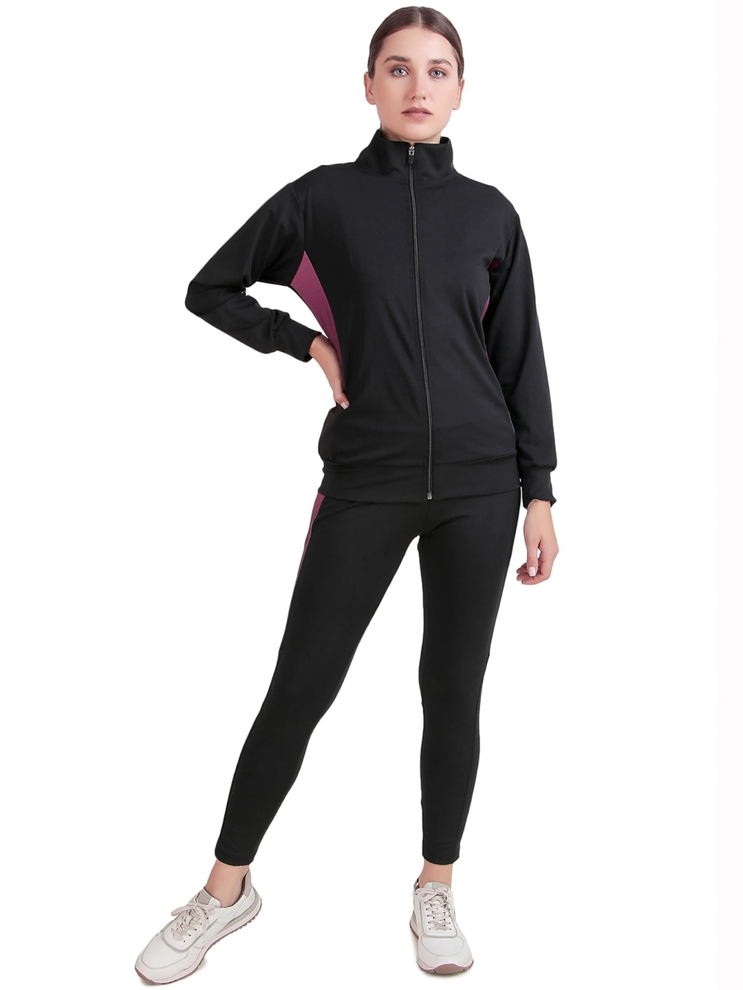 

BENZOS Women Colorblocked Tracksuit, Black