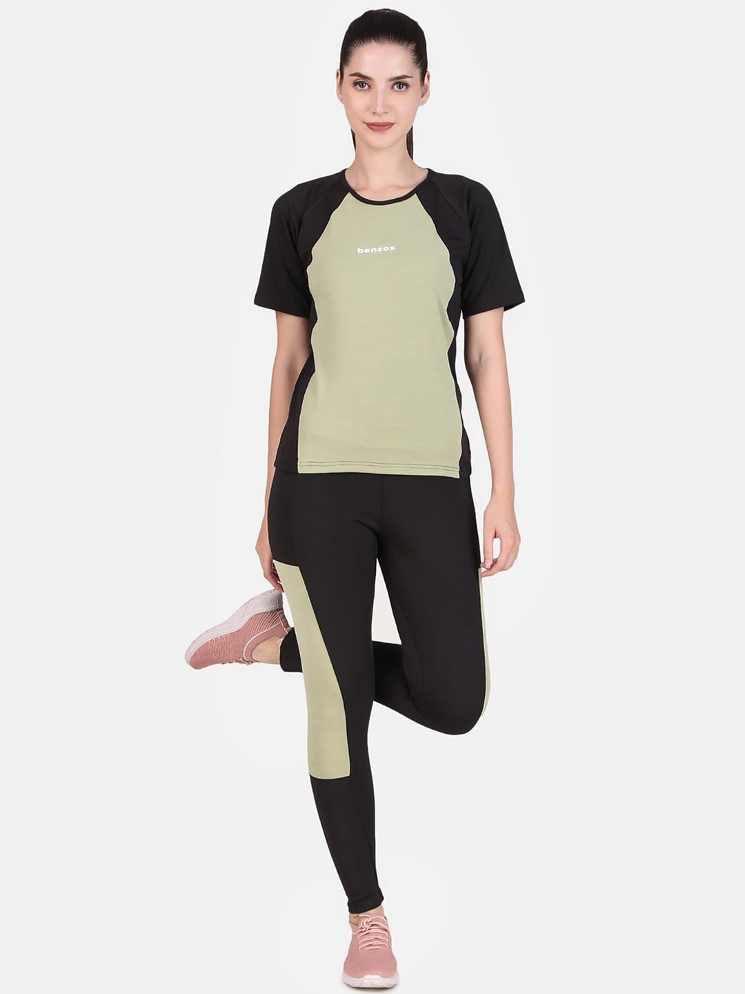 

BENZOS Round Neck Colorblocked T-Shirt With Tights, Black