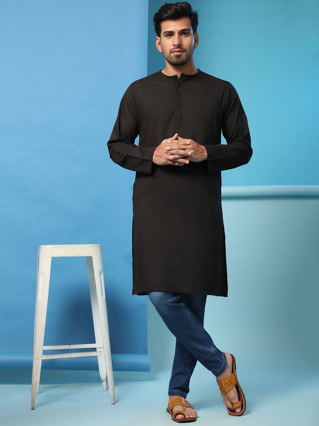 

Moda Rapido Men Kurta, Black