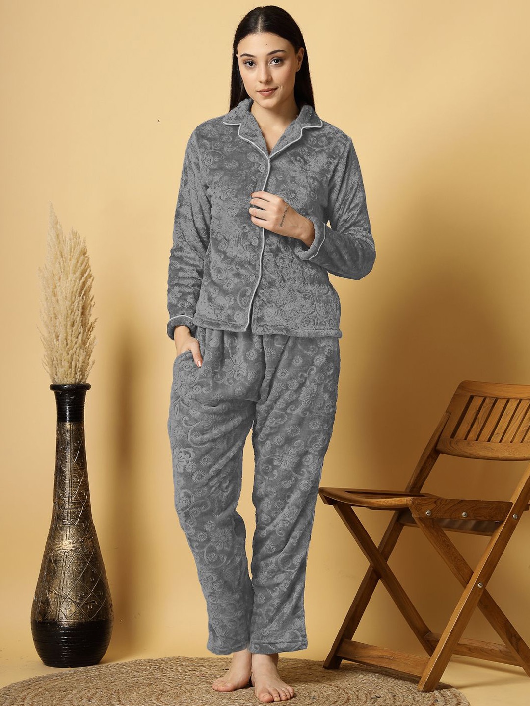 

FABINALIV Women Self Design Winter Night Suit, Grey