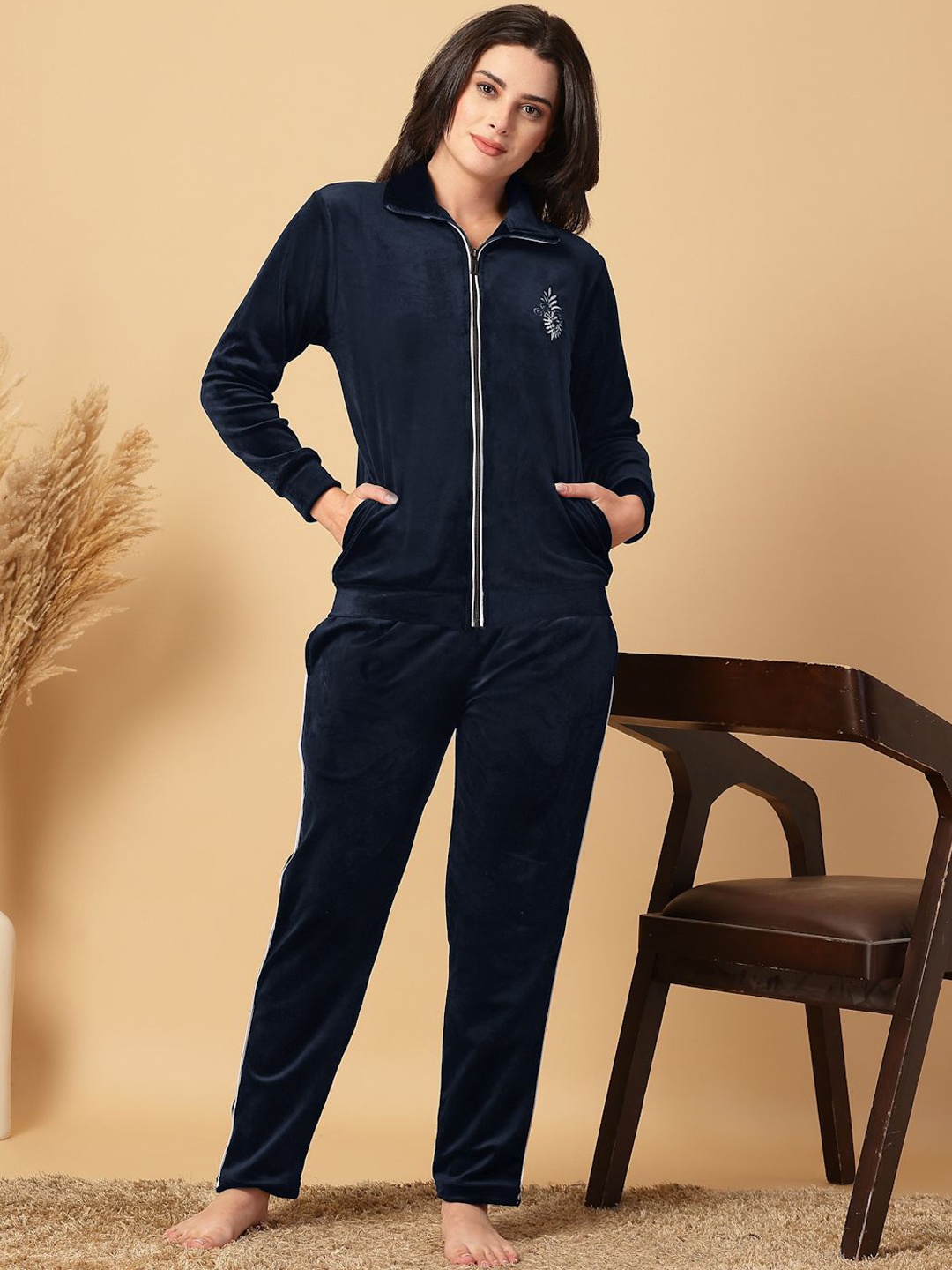 

FABINALIV Women Night suit, Navy blue