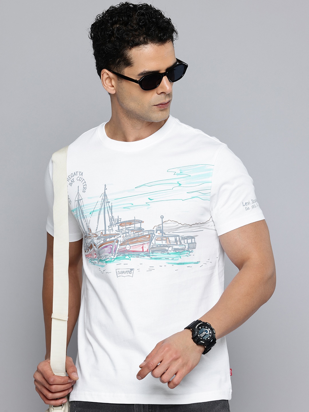 

Levis Printed Pure Cotton Slim Fit T-shirt, White