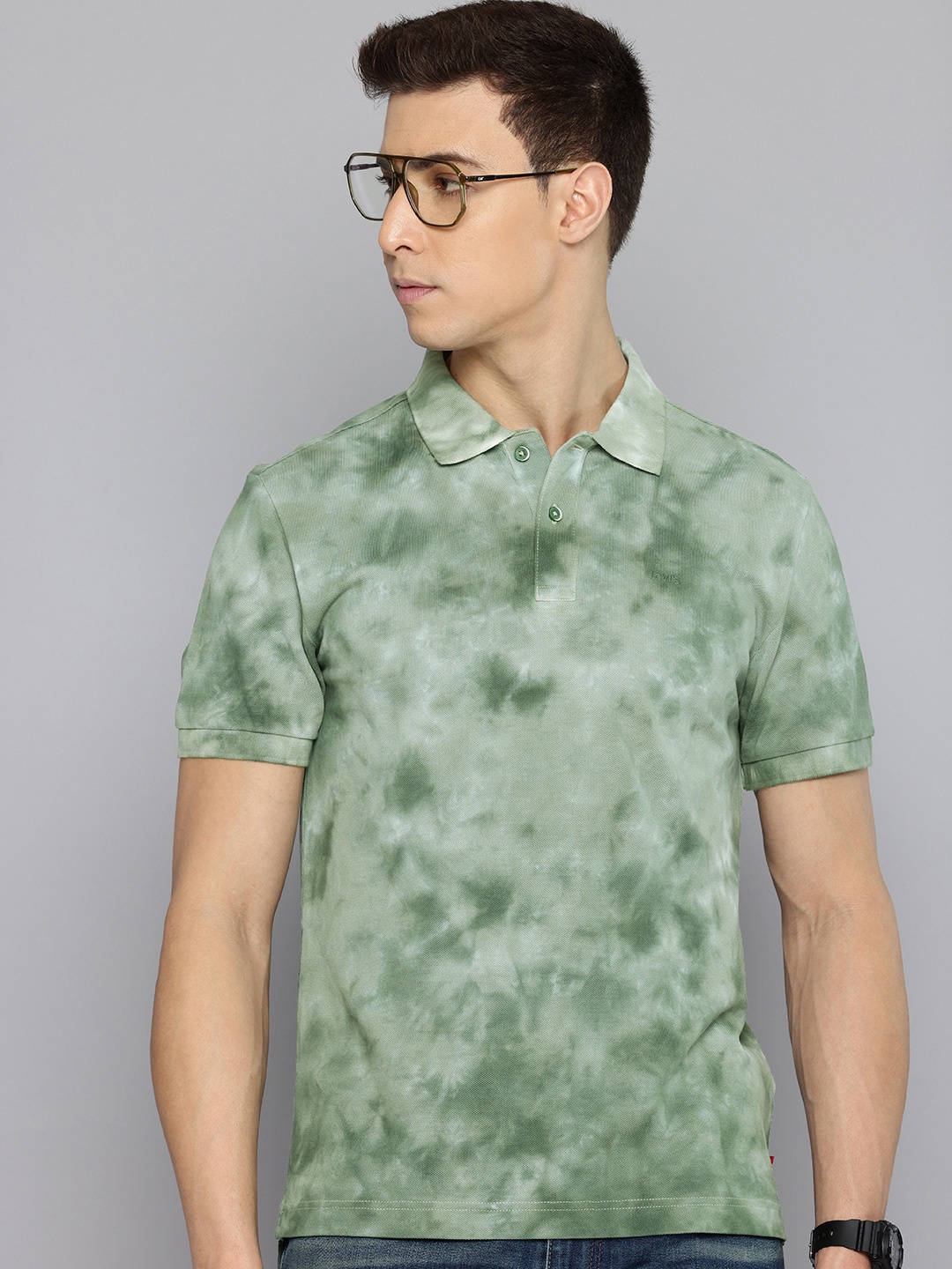 

Levis Slim Fit Dyed Effect Polo Collar Pure Cotton T-shirt, Green