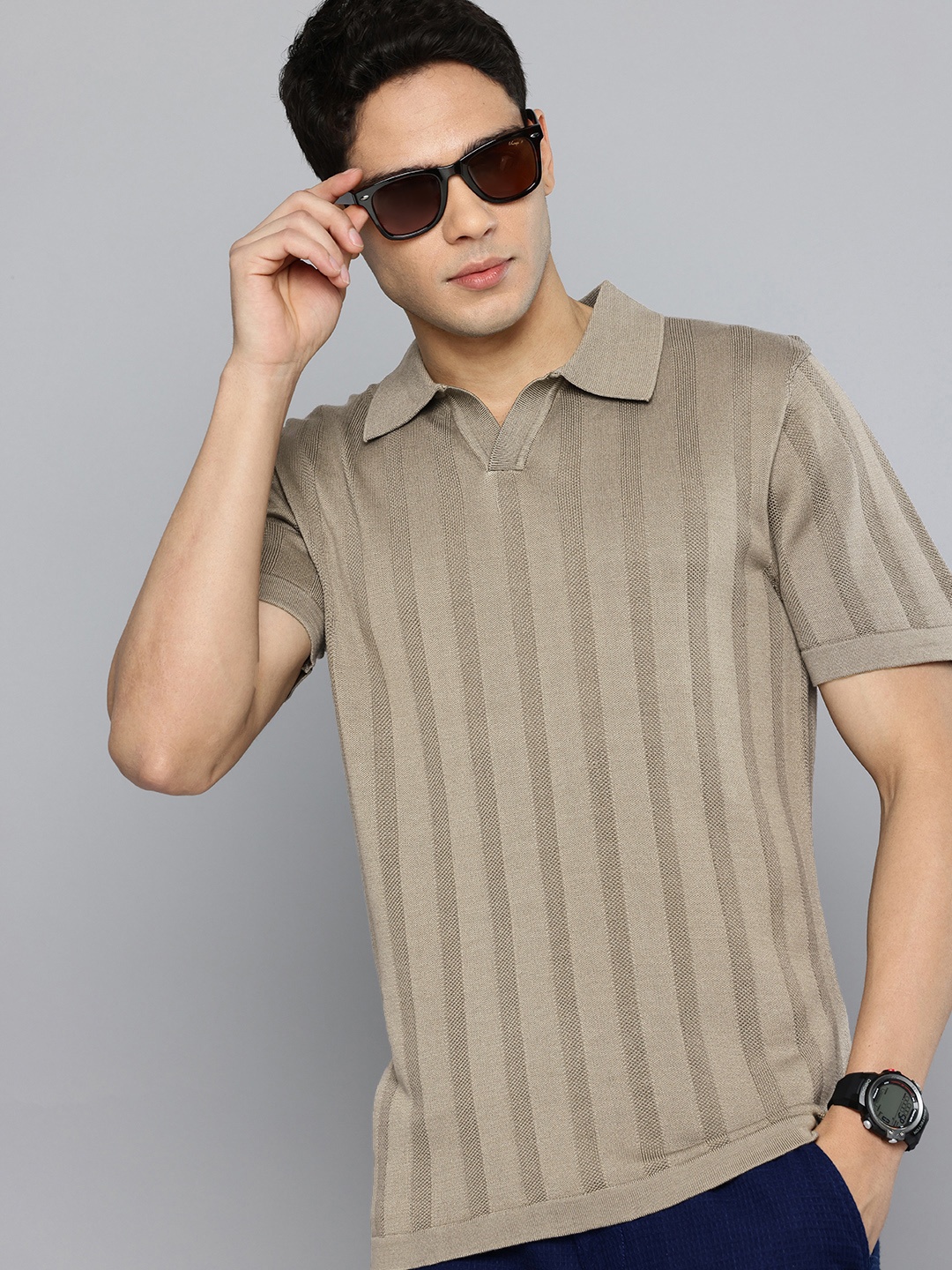 

Levis Polo Collar Self-Striped Pure Cotton Slim Fit T-shirt, Taupe