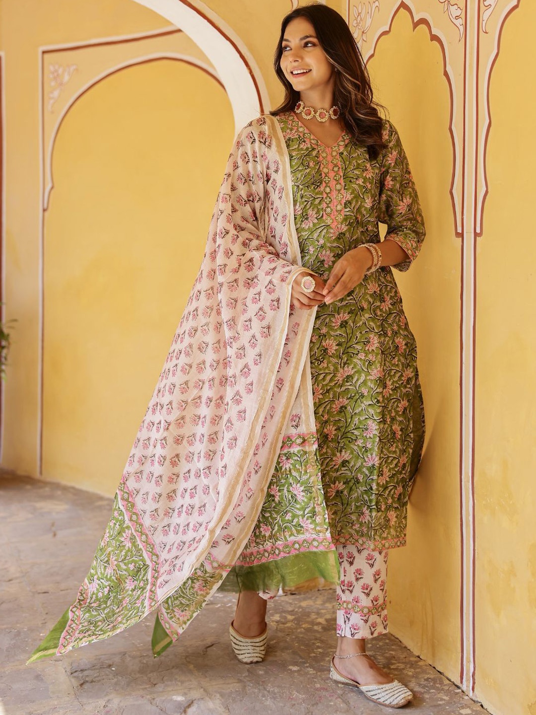 

all about you Green Floral Printed V-Neck Straight Kurta With Trouser & Dupatta