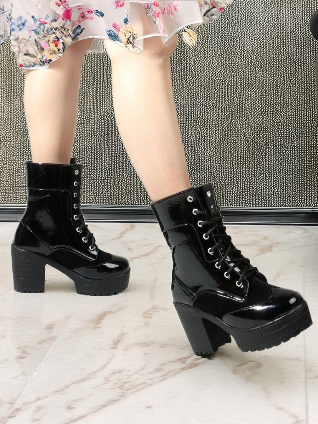 

Killer Women Ankle Length Block Heel Lace-Ups Boots, Black
