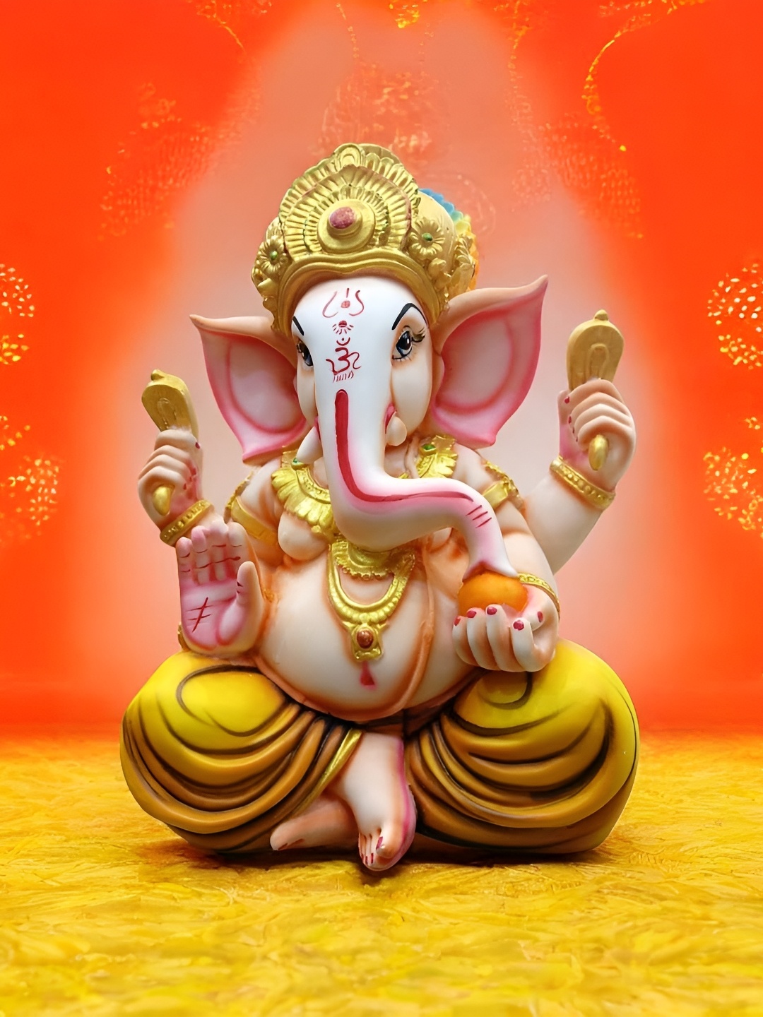 

NAYRA HANDICRAFTS Cream & Gold-Toned Lord Ganesha Religious Idol Showpiece