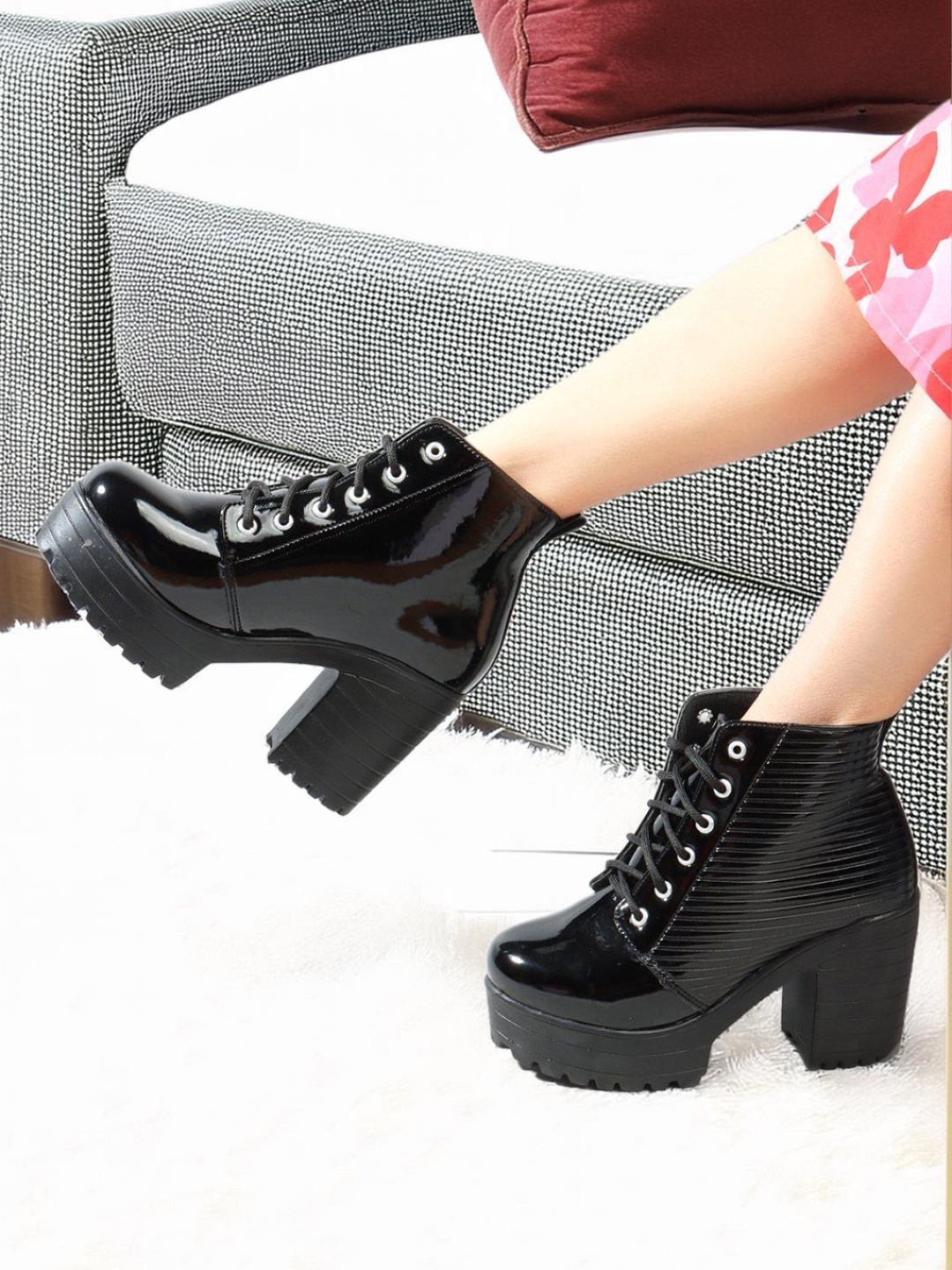 

Killer Women Lace-Up Regular Boots, Black