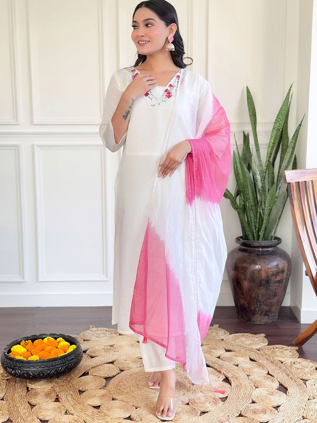 

BLACK SCISSOR Floral Embroidered Chanderi Silk Straight Kurta With Trousers & Dupatta, White