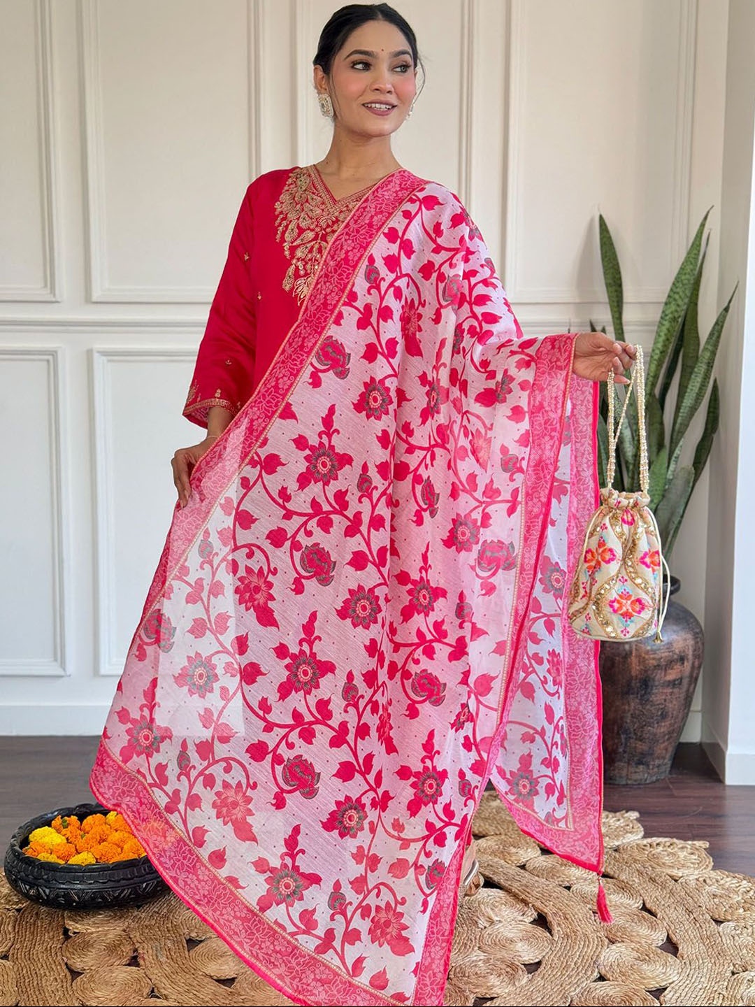 

BLACK SCISSOR Floral Embroidered Zari Chanderi Silk Straight Kurta With Trousers & Dupatta, Pink