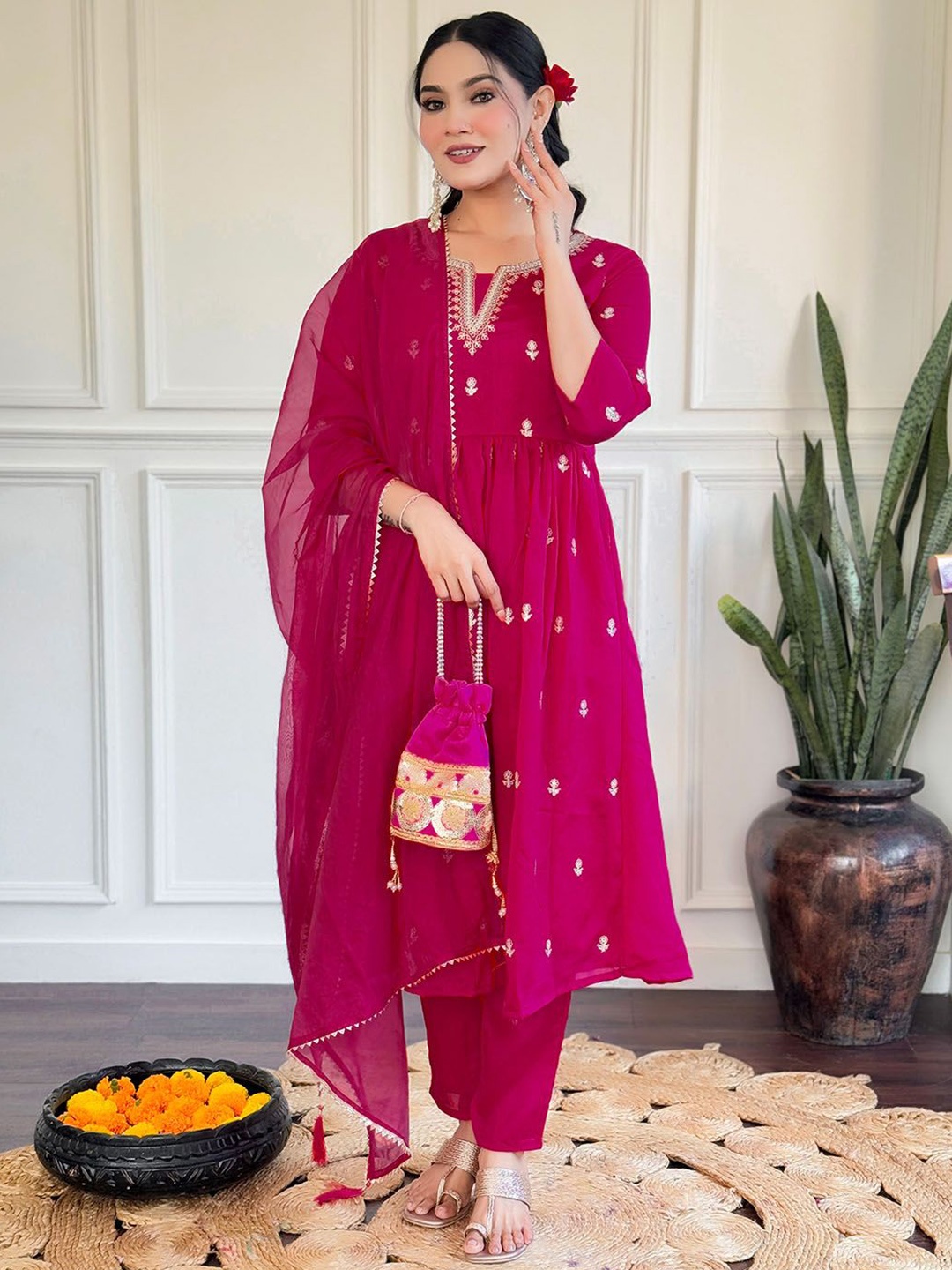 BLACK SCISSOR Floral Embroidered Thread Work Pleated Anarkali Kurta With Trouser & Dupatta, Pink