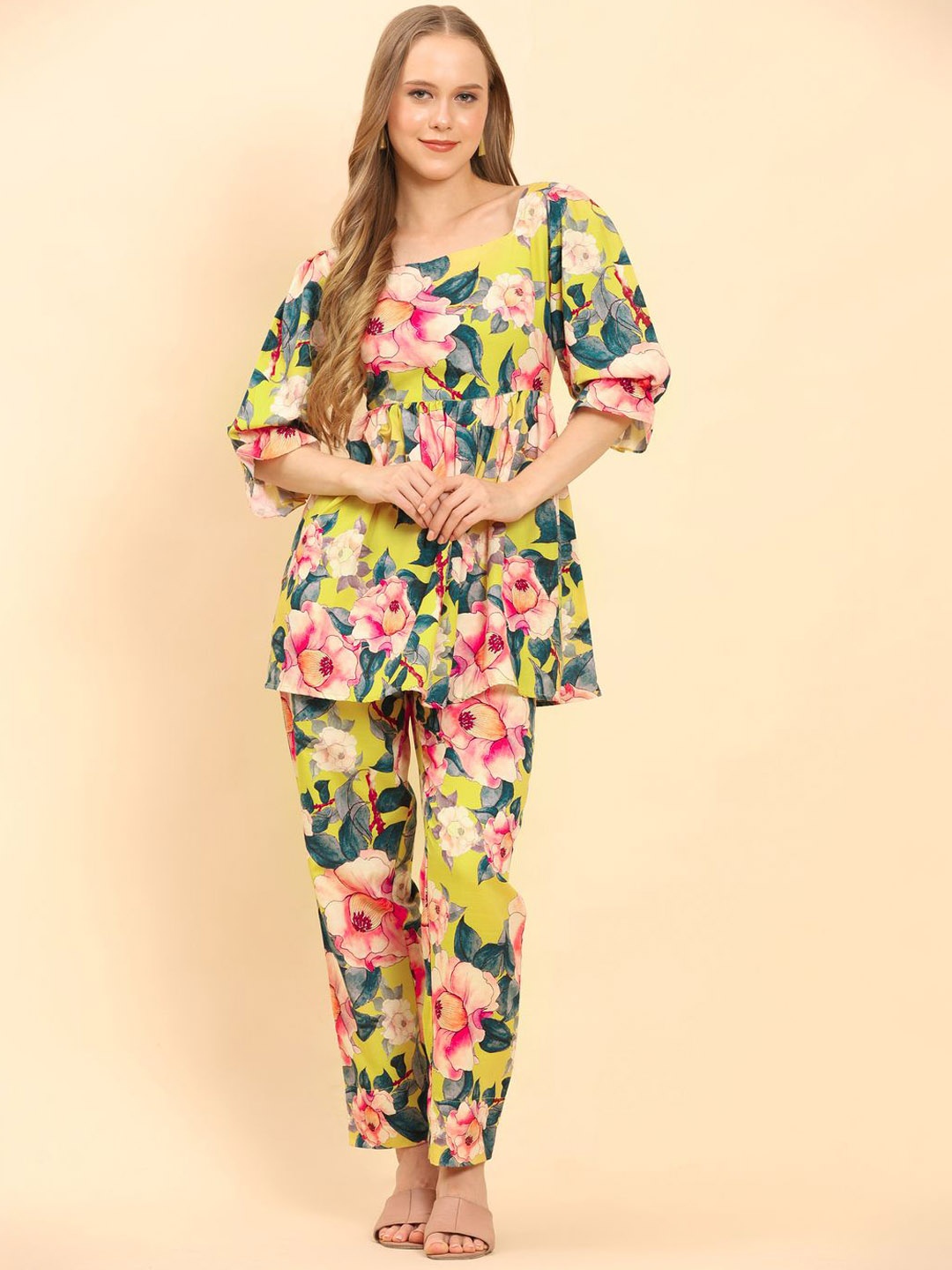 

Raave Floral Printed Round Neck Straight Tunic With Trouser, Yellow