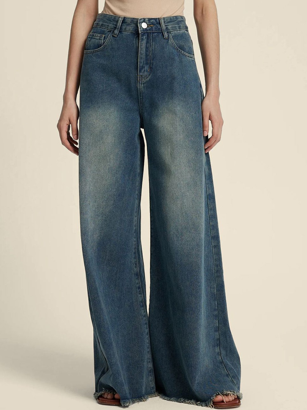 

StyleCast Women Classic Flared Light Fade Jeans, Blue