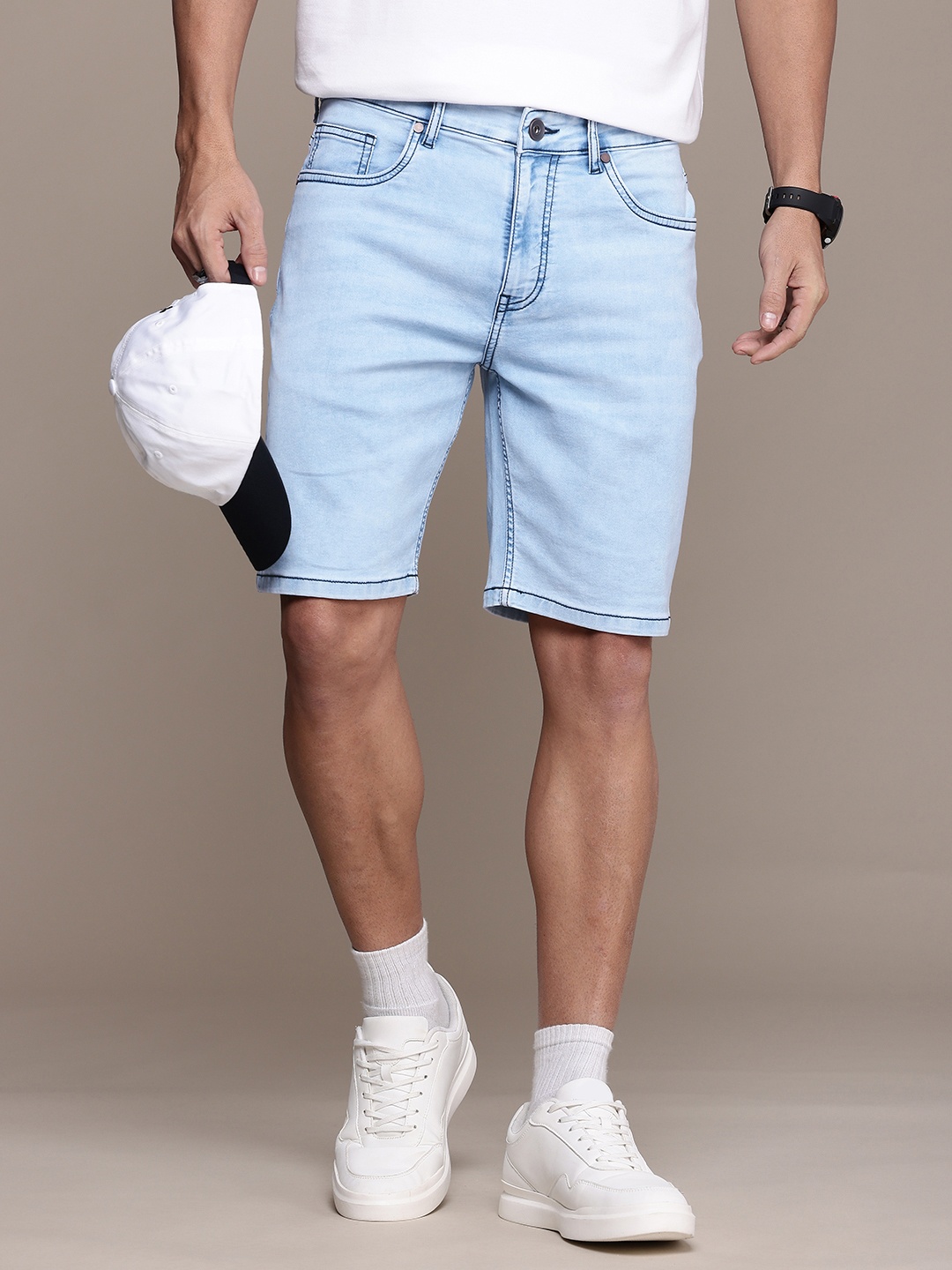

The Roadster Life Co. Men Slim Fit High-Rise Denim Shorts, Blue